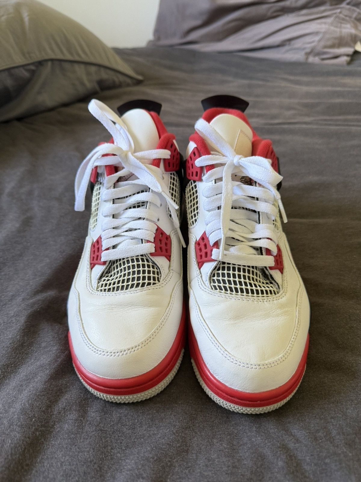 Jordan Brand × Nike Air Jordan 4 Fire Red Size US 9 / EU 42 - 3 Thumbnail