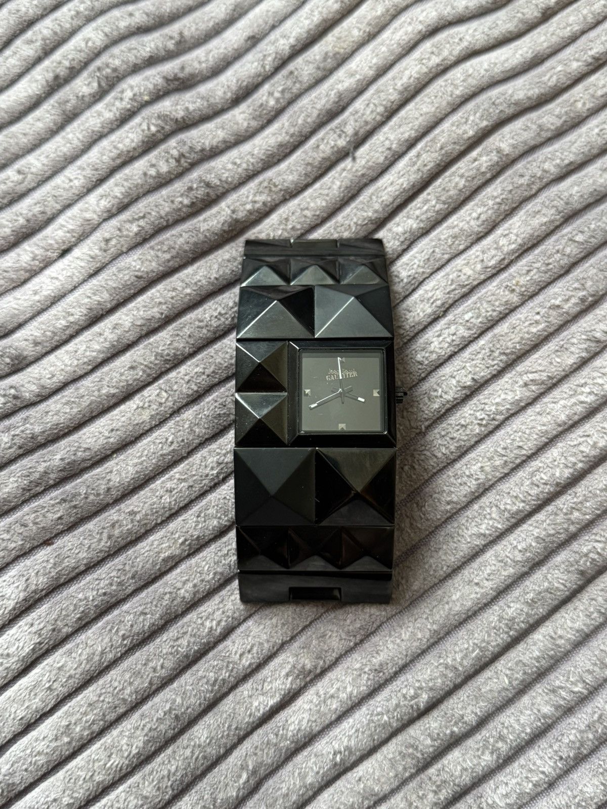 Vintage Vintage Jean Paul Gaultier Archive Bracelet Watch Grail Size ONE SIZE - 1 Thumbnail