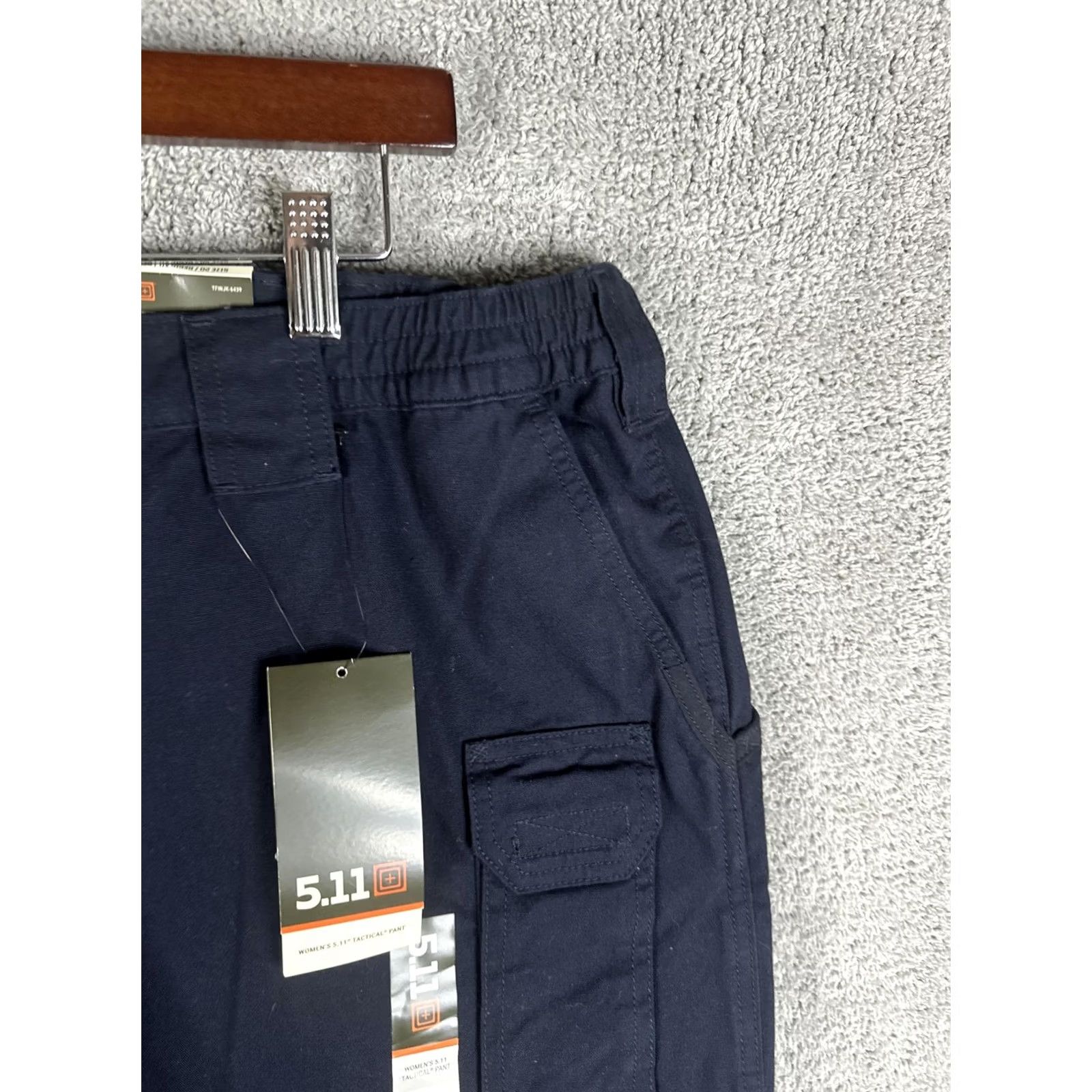 Vintage 5.11 Tactical Pants Womens 20 Regular Navy Cargo Workwear Elastic Waist Pockets Utility Cargo Pants Womens 5.11 Tactical Size 42" / US 20 - 3 Thumbnail