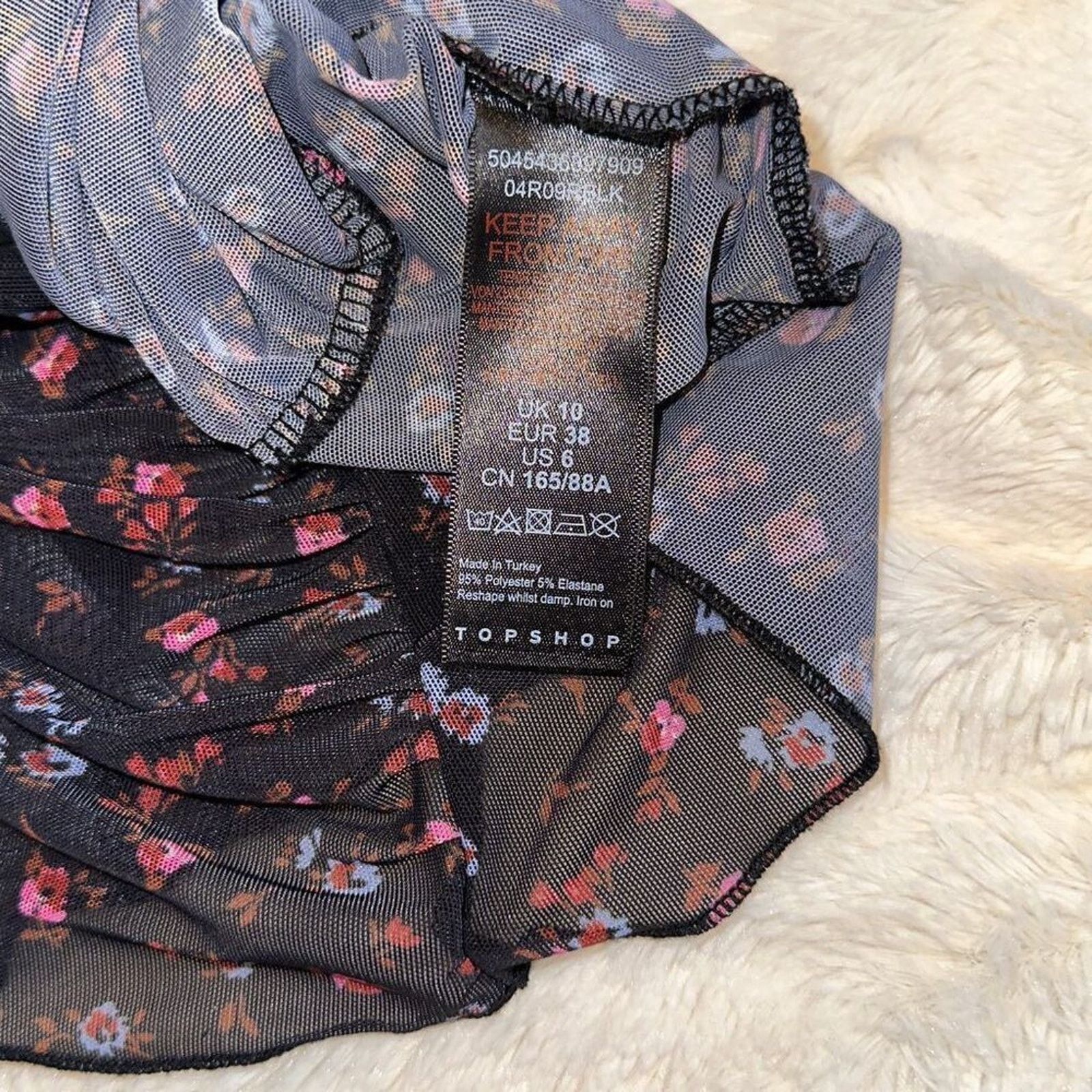 Topshop Topshop Layered Sweetheart Neckline Crop Top | Sz 6 Size M / US 6-8 / IT 42-44 - 7 Thumbnail