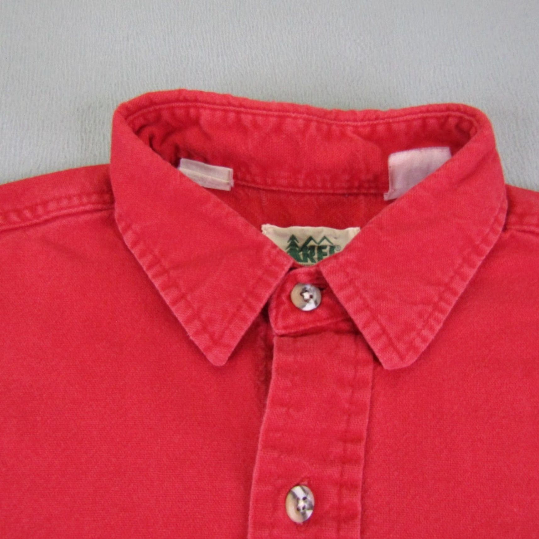 Vintage VINTAGE REI Shirt Mens Large Red Button Up Hiking Outdoor 80s Collared Long Sleeve Button-Up, Casual Workwear, Cotton, 80s Theme, Pockets, Regular Fit Size US L / EU 52-54 / 3 - 2 Thumbnail