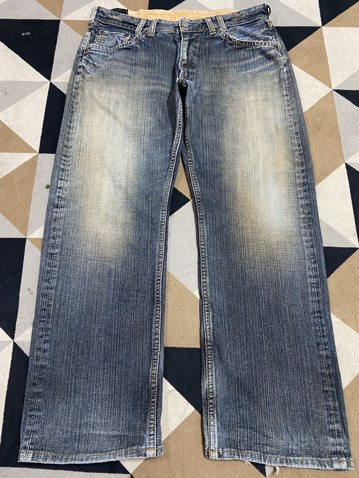 Japanese Brand Vintage Japanese Brands Mud Wash Distressed Loose Jeans Size US 36 / EU 52 - 1 Thumbnail