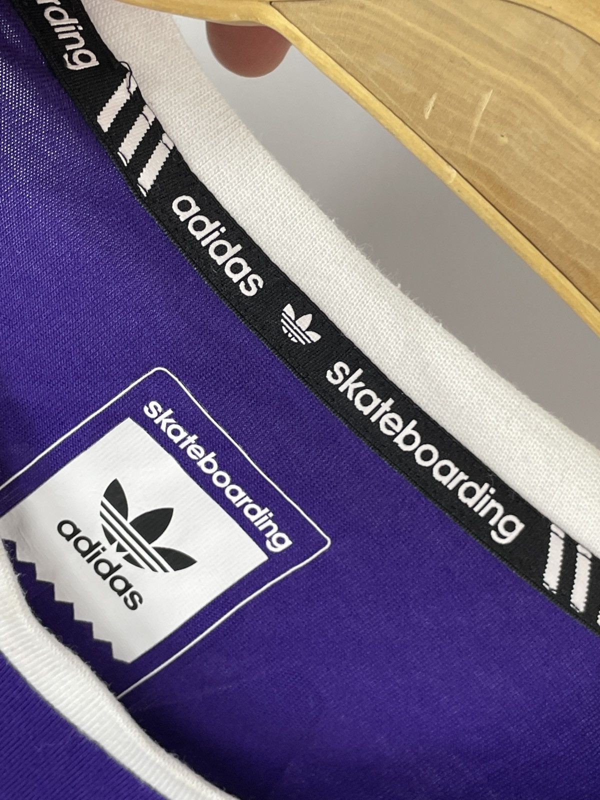 Adidas Adidas skateboarding the Hundreds Lakers longsleve t shirt Size US M / EU 48-50 / 2 - 14 Thumbnail