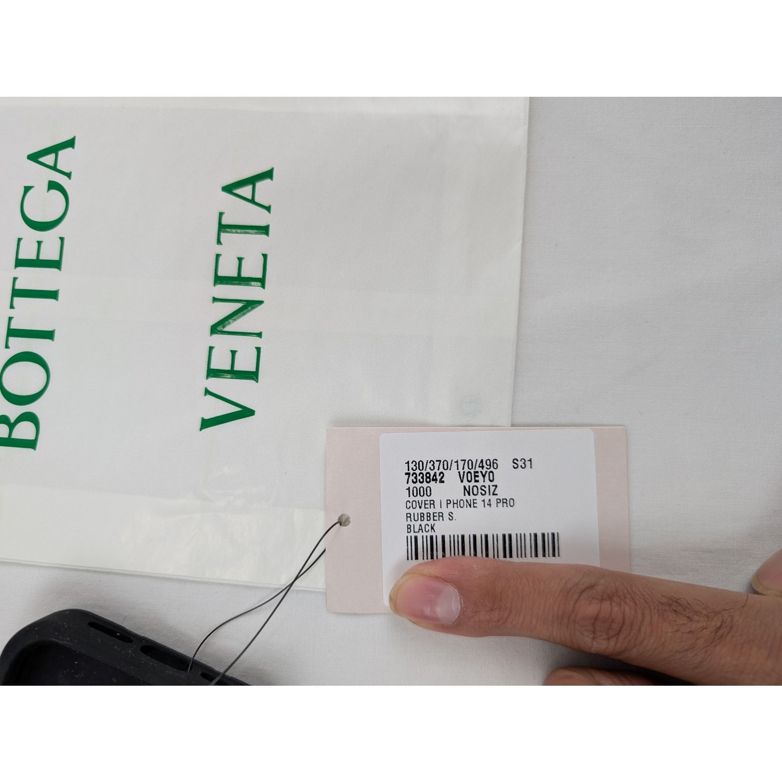Bottega Veneta o1rshd1 Size: OS / i Phone iPhone 14 pro Cover Case in Black Size ONE SIZE - 9 Thumbnail