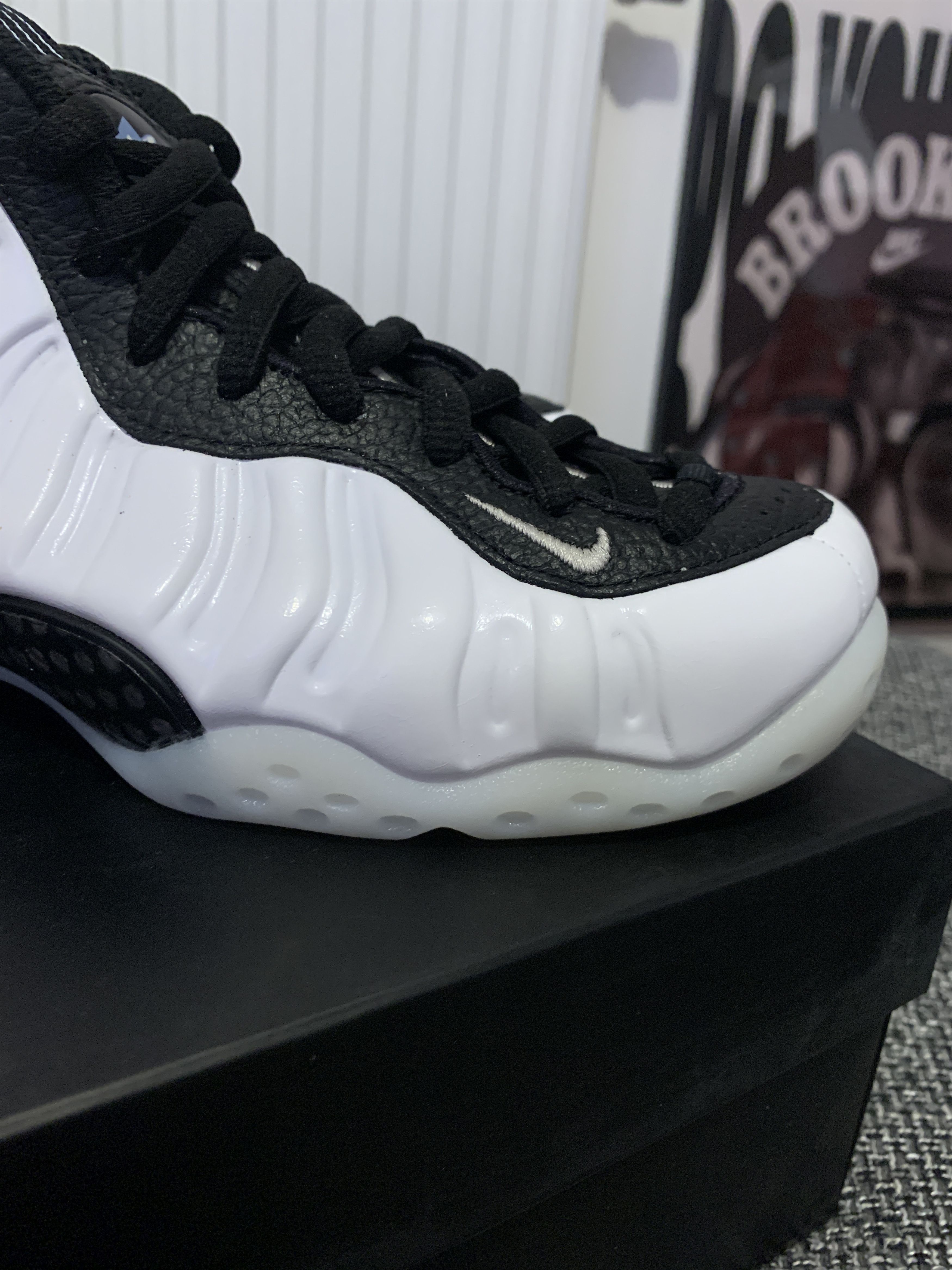 nike air foamposite one