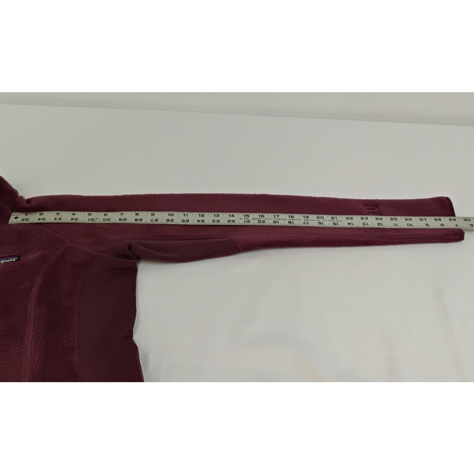 Patagonia Patagonia R2 Fleece Women's L Purple Full Zip Excellent Size L / US 10 / IT 46 - 12 Thumbnail