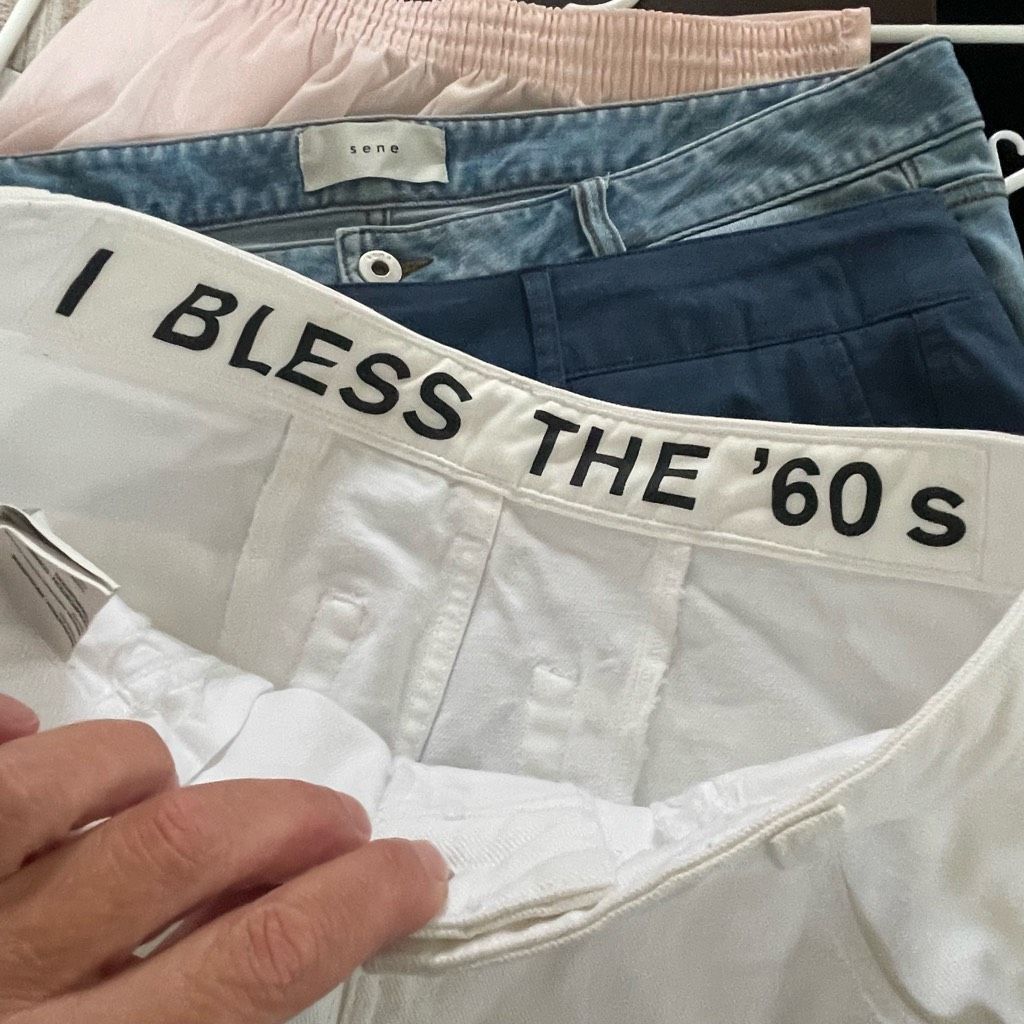 Random Identities Random Identities White I Bless The 60'S Jeans High Rise $22 Size 29" - 9 Thumbnail