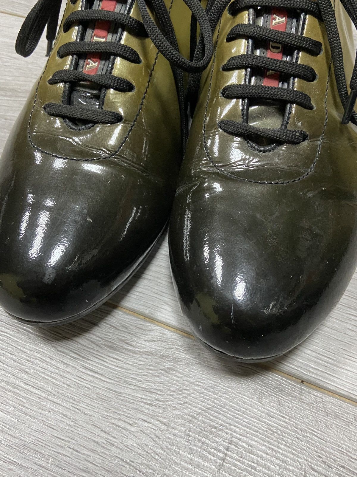 Prada Prada RARE red tab vintage lacquered sneakers logo Size US 7 / EU 40 - 8 Thumbnail