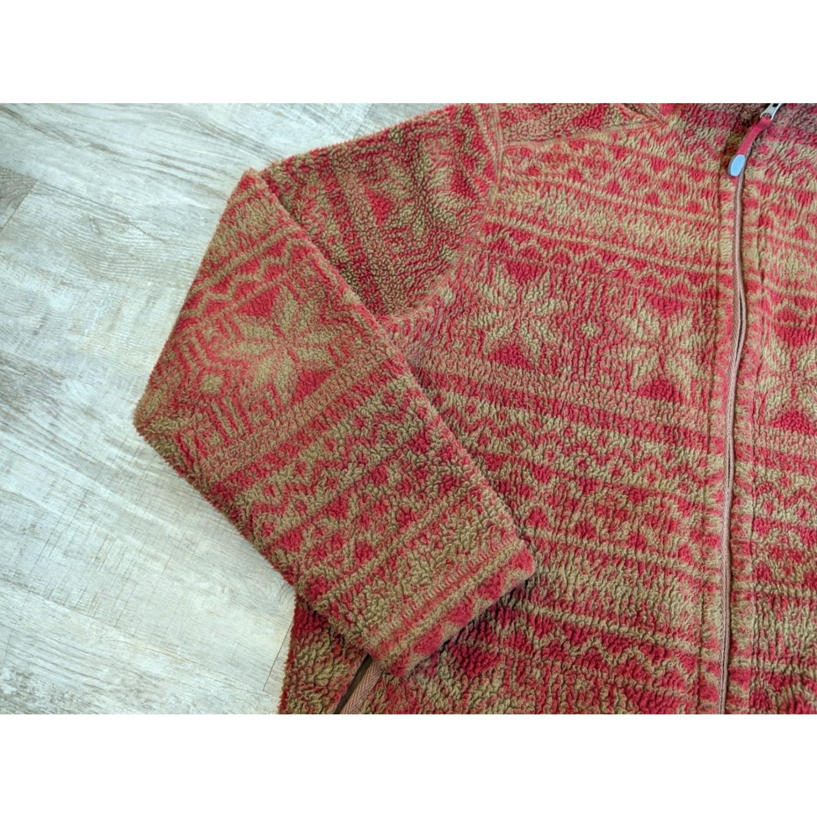 Lands' End Lands' End Fleece Full Zip Holiday Jacket Sweater Red Womens Size L Mid-Length Snowflakes Fair Isle Jacket/Coat Christmas Long Sleeve Regular Fit Size L / US 10 / IT 46 - 4 Thumbnail
