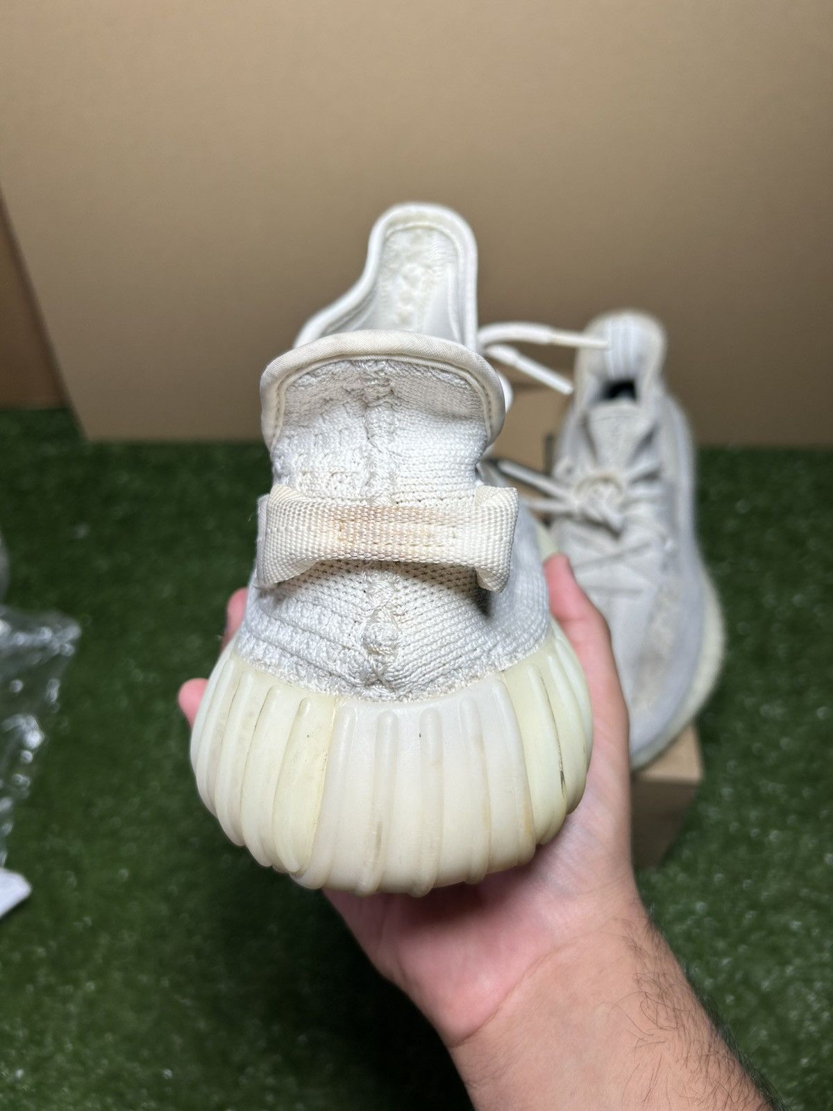 Yeezy Yeezy 350 bone Size US 12 / EU 45 - 8 Thumbnail