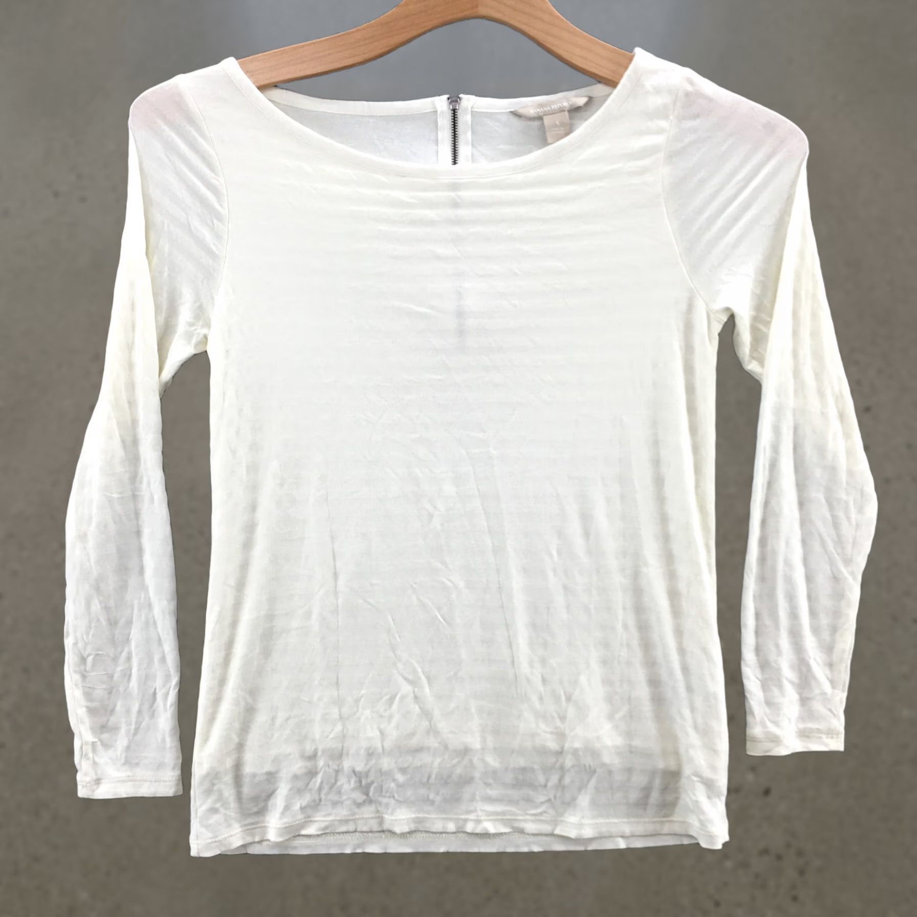 Banana Republic Banana Republic Blouse Top Womens S Beige Striped Long Sleeve Pullover Knit Shirt Casual Workwear Modern Fit Size S / US 4 / IT 40 - 1 Thumbnail