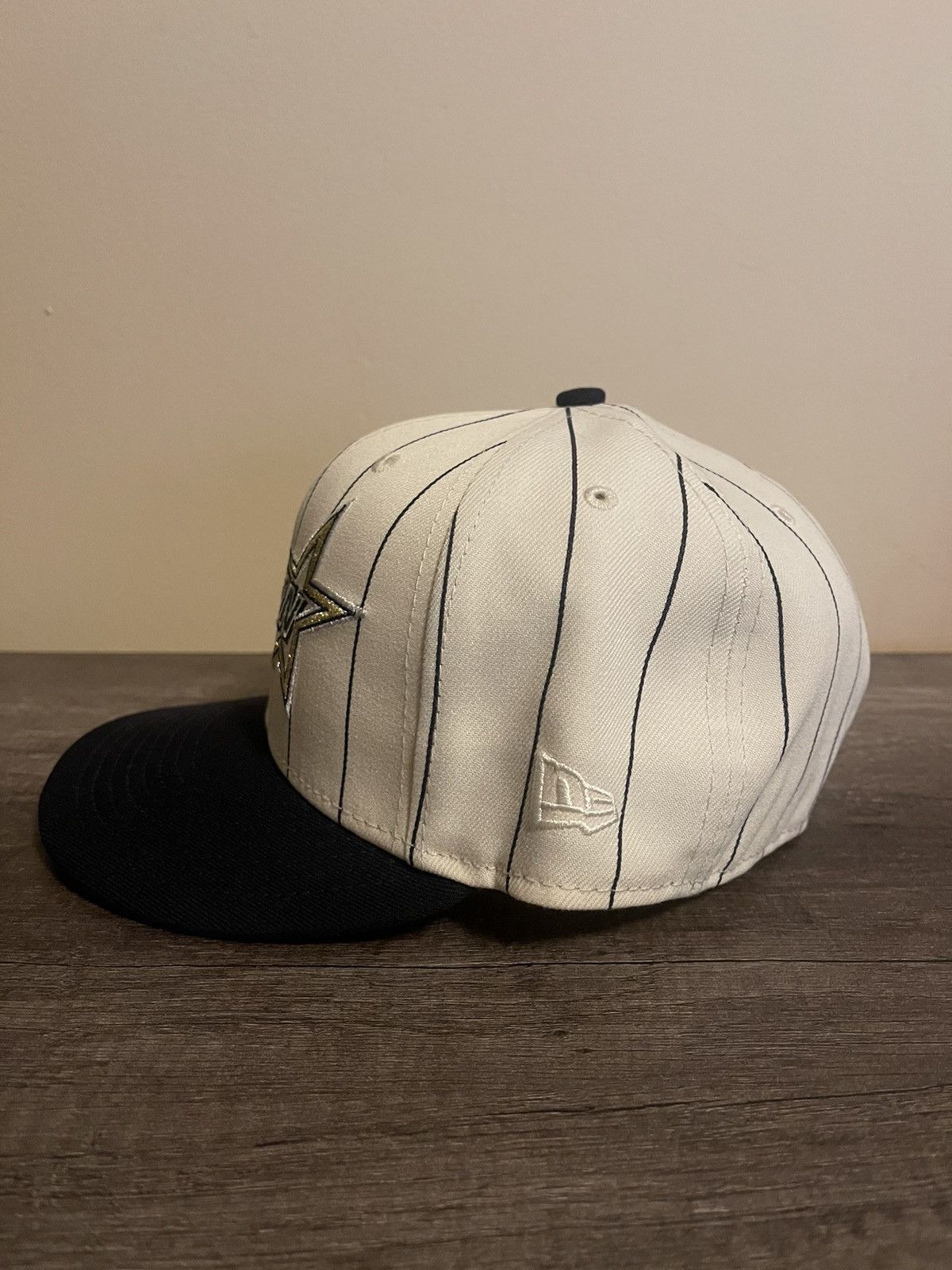 New Era 7 1/2 Houston Astros Pinstripe Fitted Size ONE SIZE - 4 Thumbnail