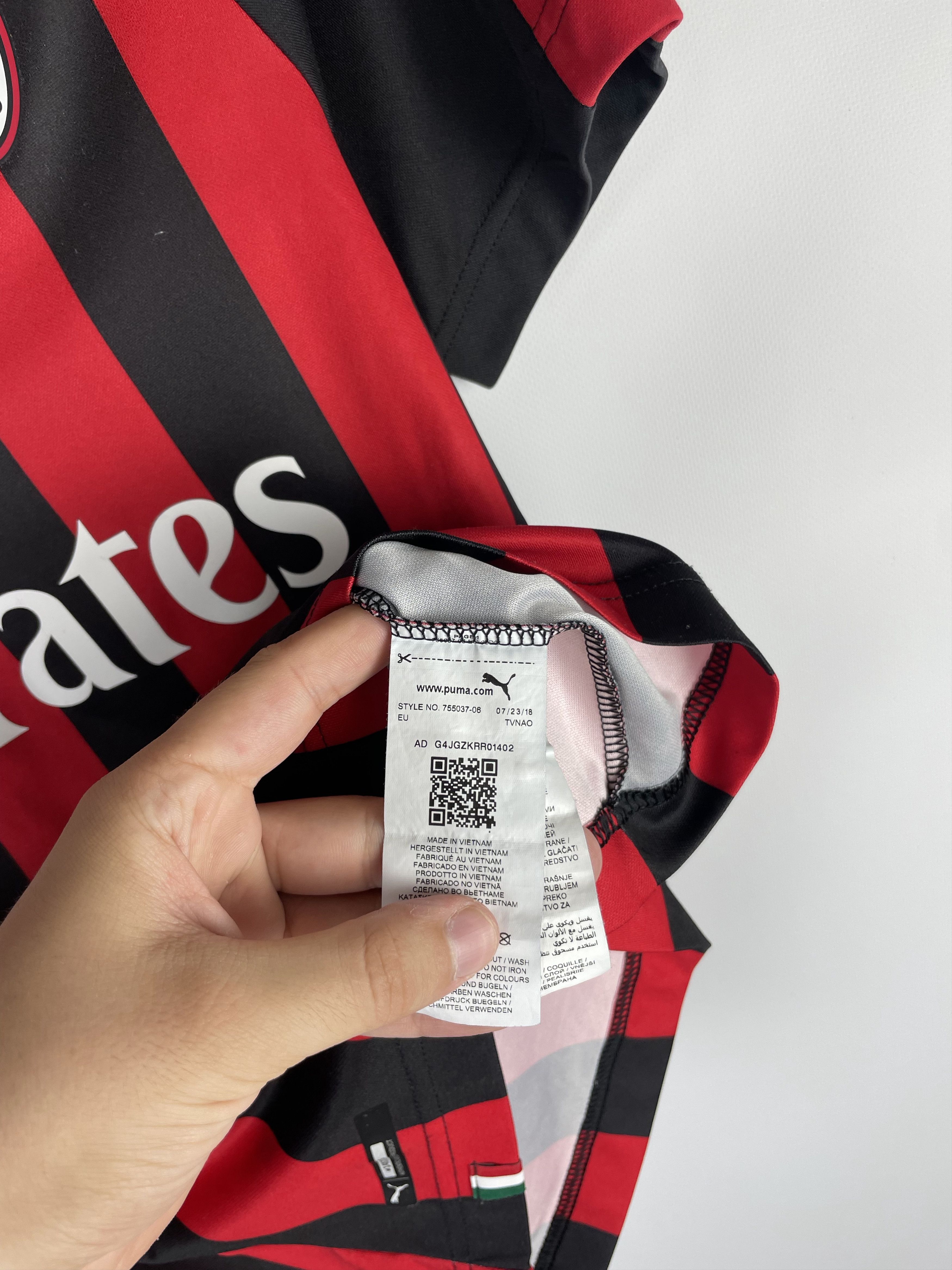 Puma Puma FC AC Milan Italy 2018/2019 Home Soccer Size US S / EU 44-46 / 1 - 8 Thumbnail