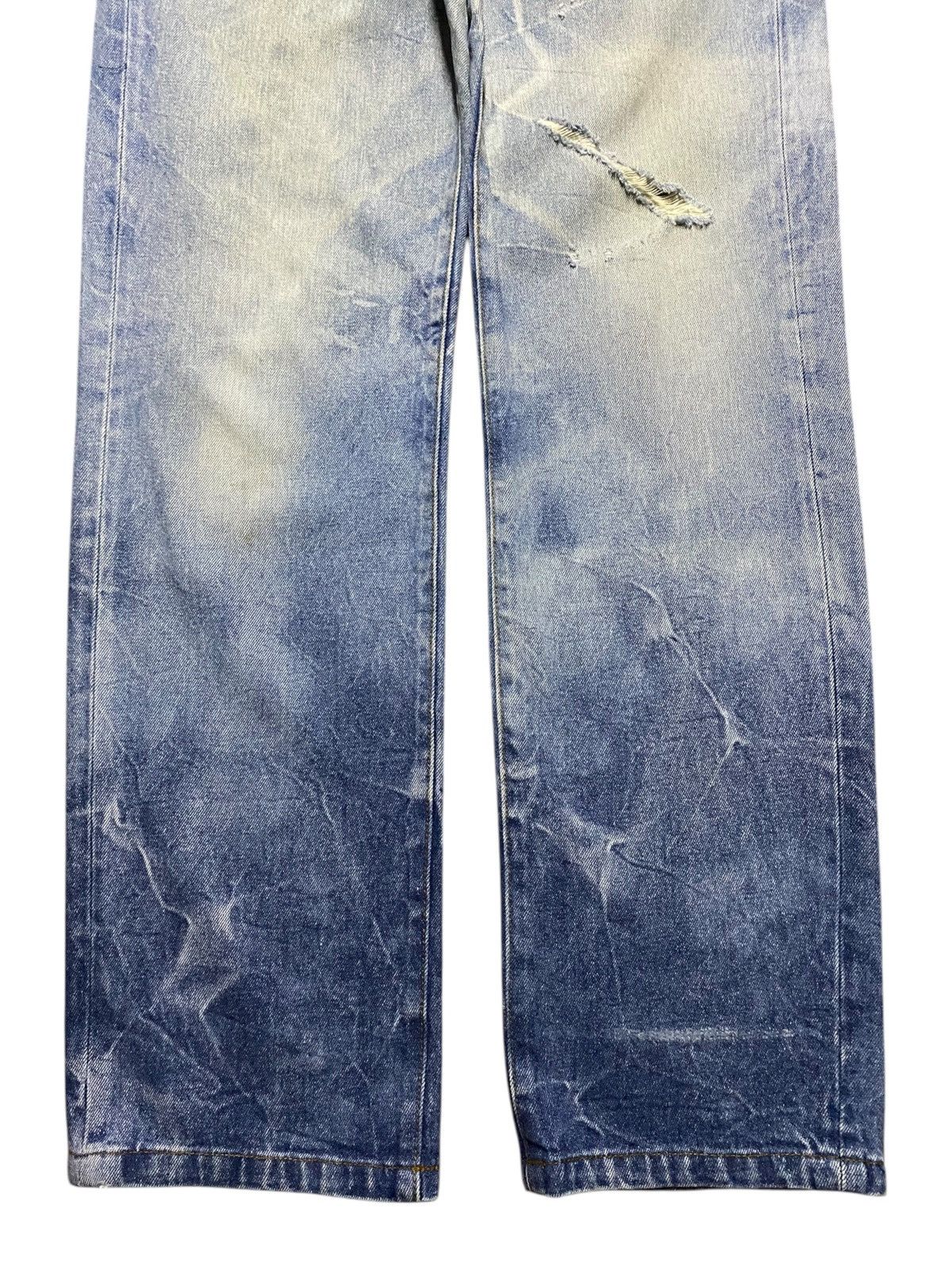Japanese Brand Vintage Japanese Brand Bleach Distressed Loose Jeans Size US 31 - 5 Thumbnail