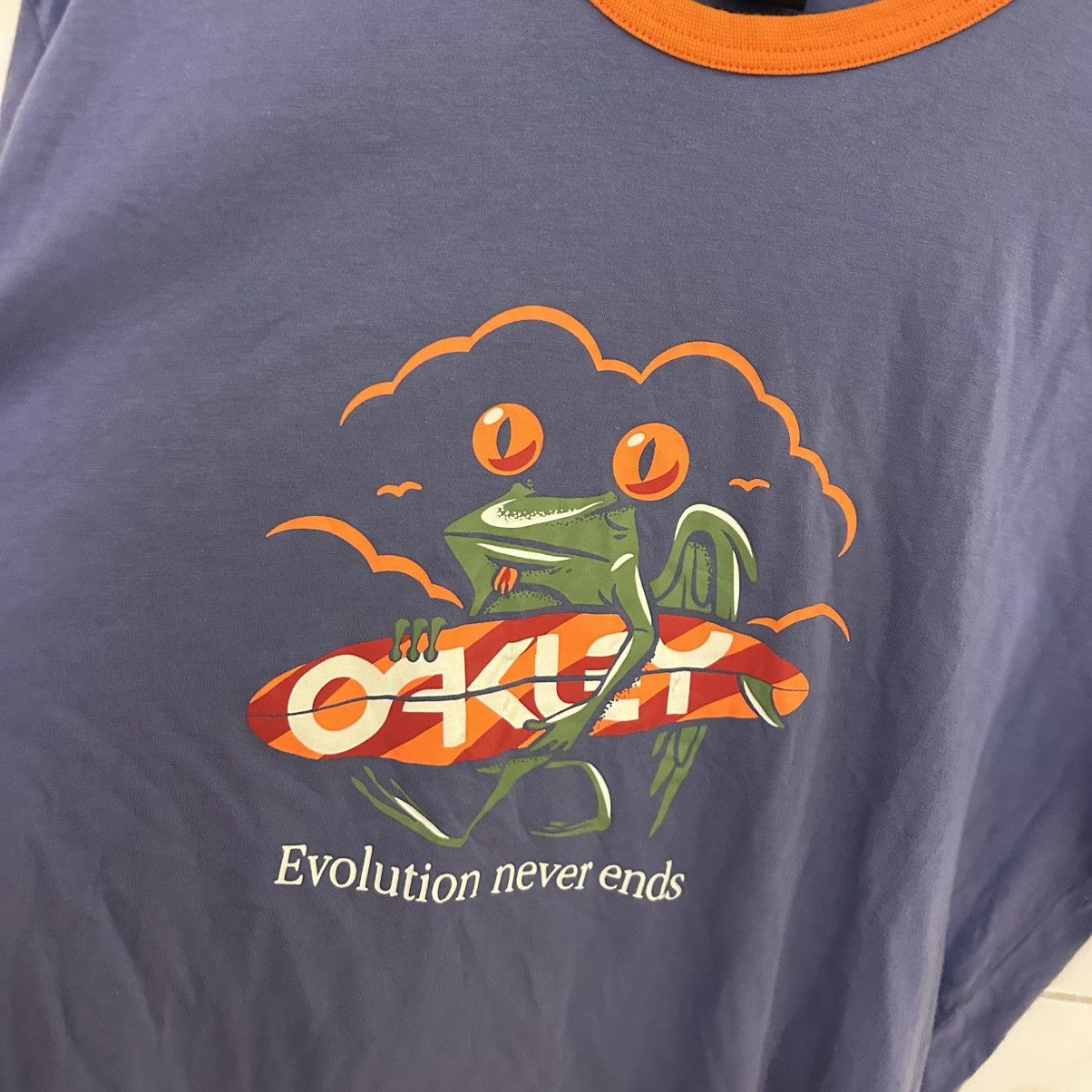 Oakley Oakley Graphic T-Shirt Evolution Never Ends Funny Frog Size US M / EU 48-50 / 2 - 3 Thumbnail