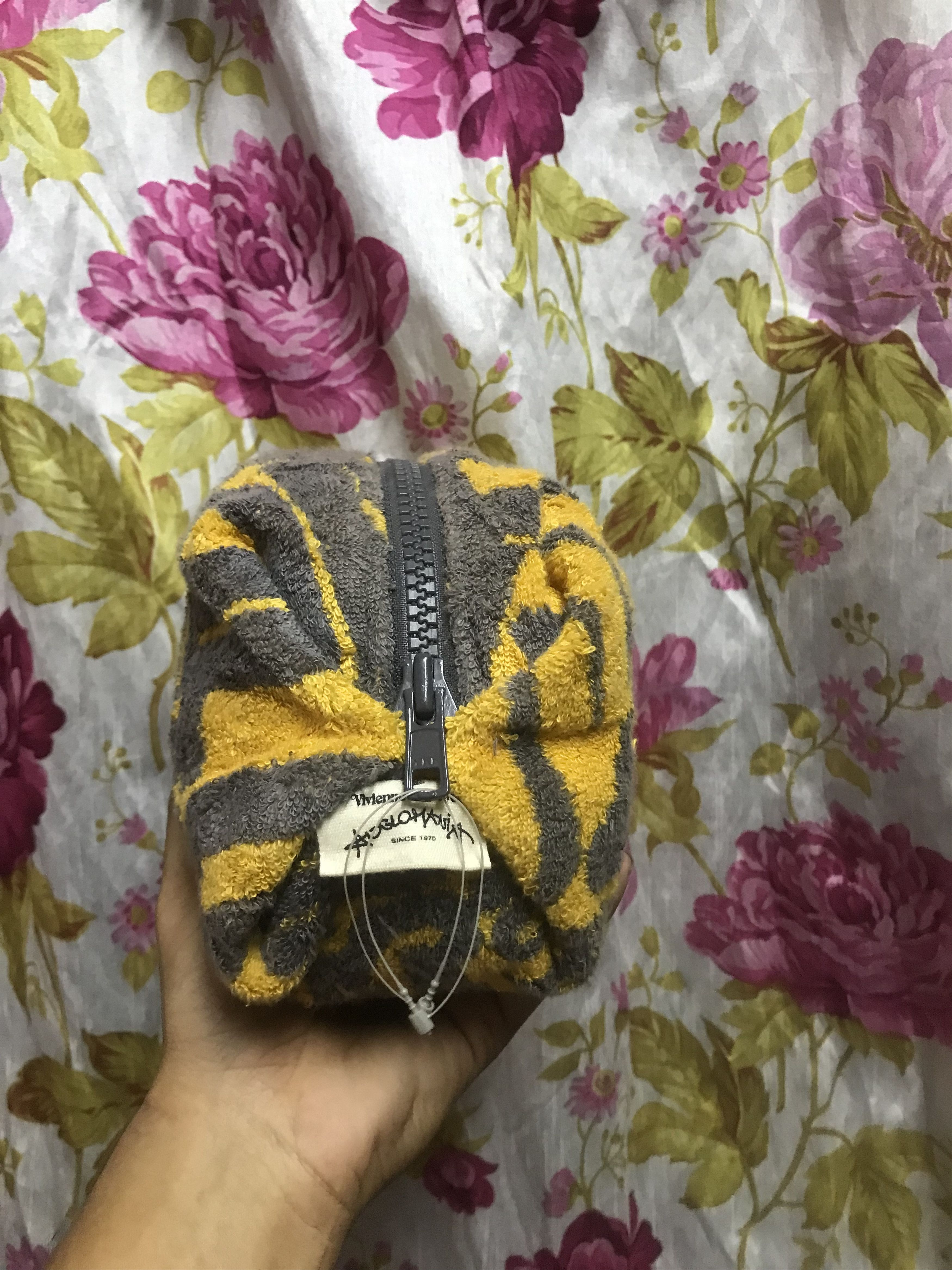 Vivienne Westwood Authentic Vivienne Westwood Size ONE SIZE - 4 Thumbnail