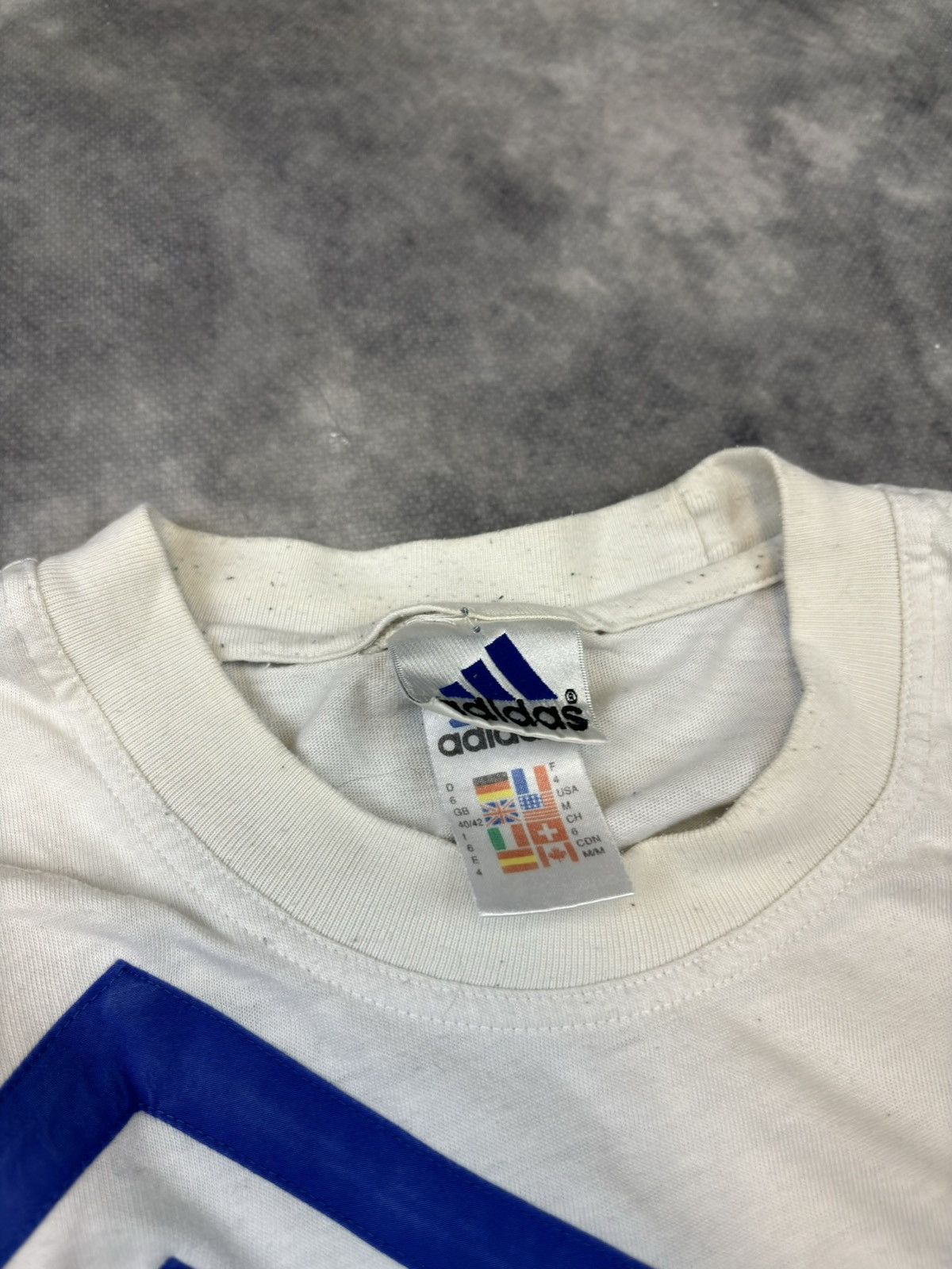 Nike 90s adidas Vintage Y2K Retro Tee T-Shirt blokecore white Size US M / EU 48-50 / 2 - 3 Thumbnail