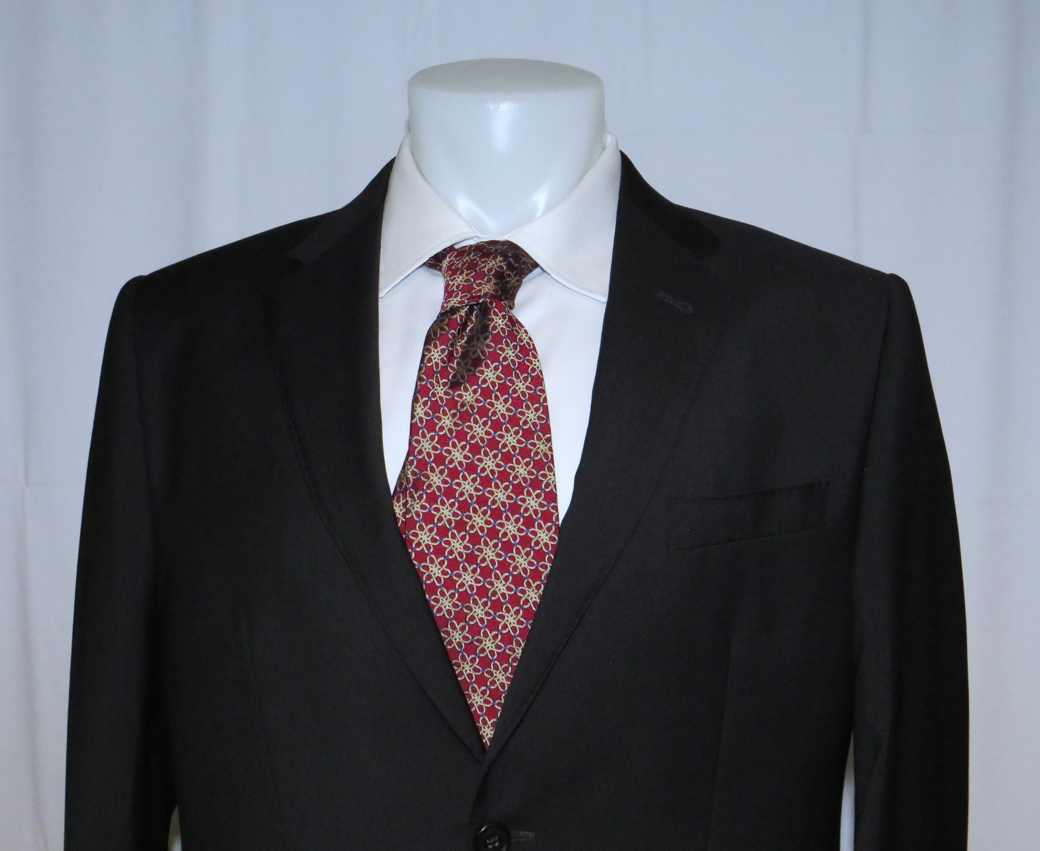 Valentino Solid Black Fleece Wool Two Button Suit 44 Size 44R - 4 Thumbnail