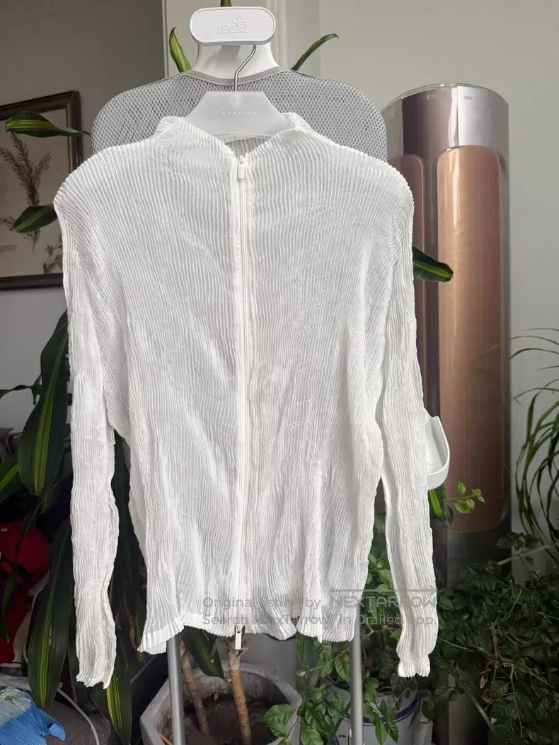 Issey Miyake Issey Miyake Main Line Wicker Zip Cardigan Coat, White Size M / US 6-8 / IT 42-44 - 1 Thumbnail