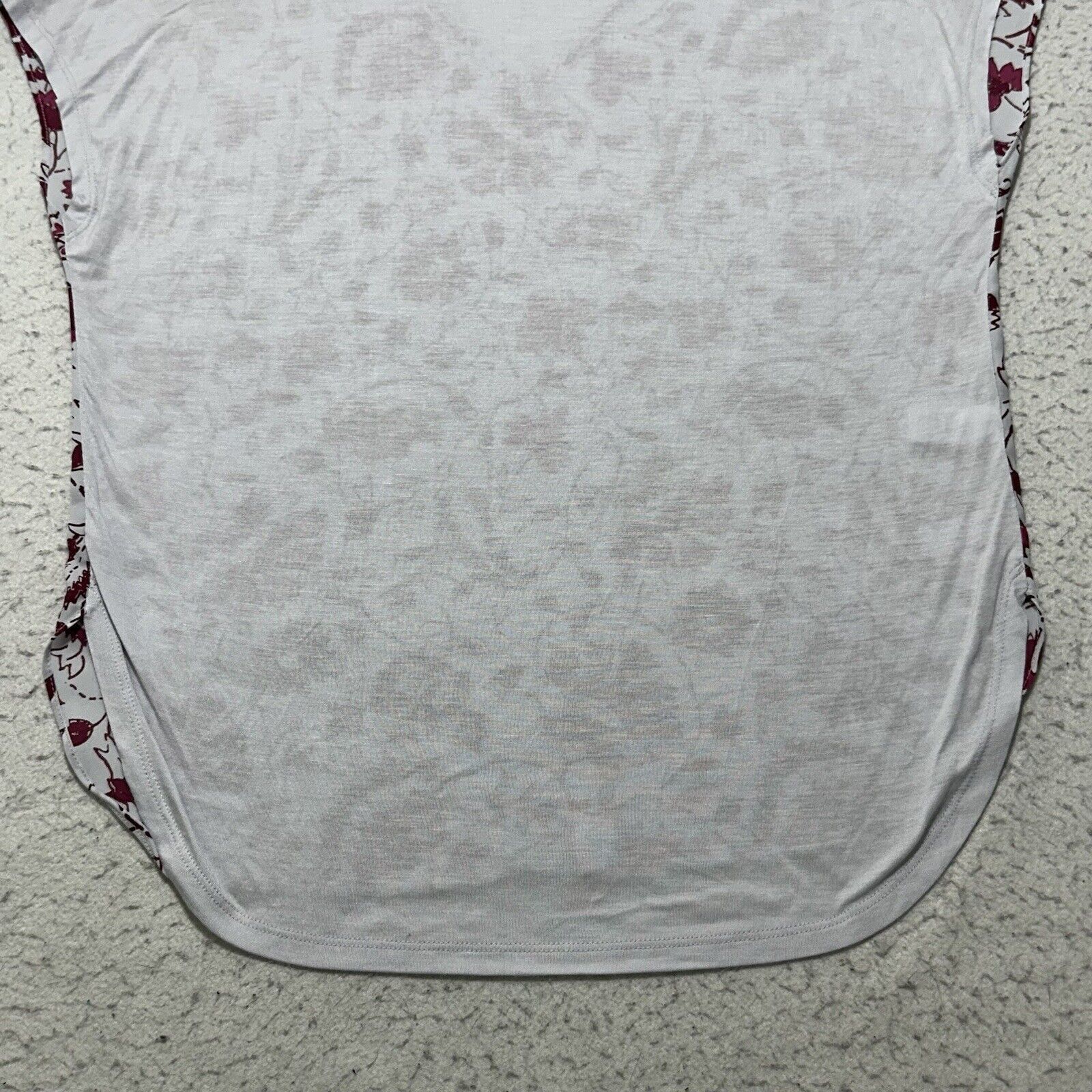 Loft LOFT Outlet Women's Petite Small V-Neck Top Knit + Woven Size S / US 4 / IT 40 - 12 Thumbnail