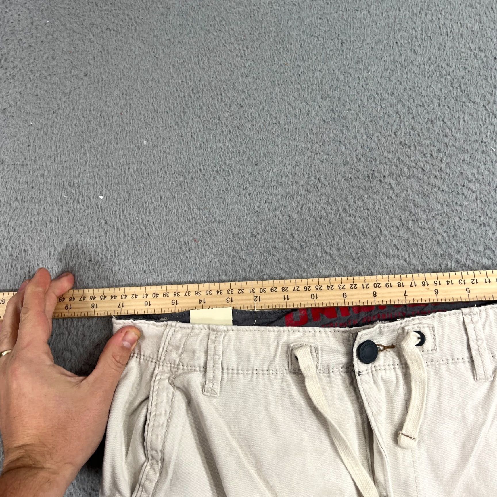 Vintage VINTAGE UNIONBAY Cargo Shorts Mens 34 Khaki Baggy 11in Inseam White Ivory Cotton cargo Pocket Y2K 90s Grunge Outdoor Summer Spring Mens Size US 34 / EU 50 - 5 Thumbnail