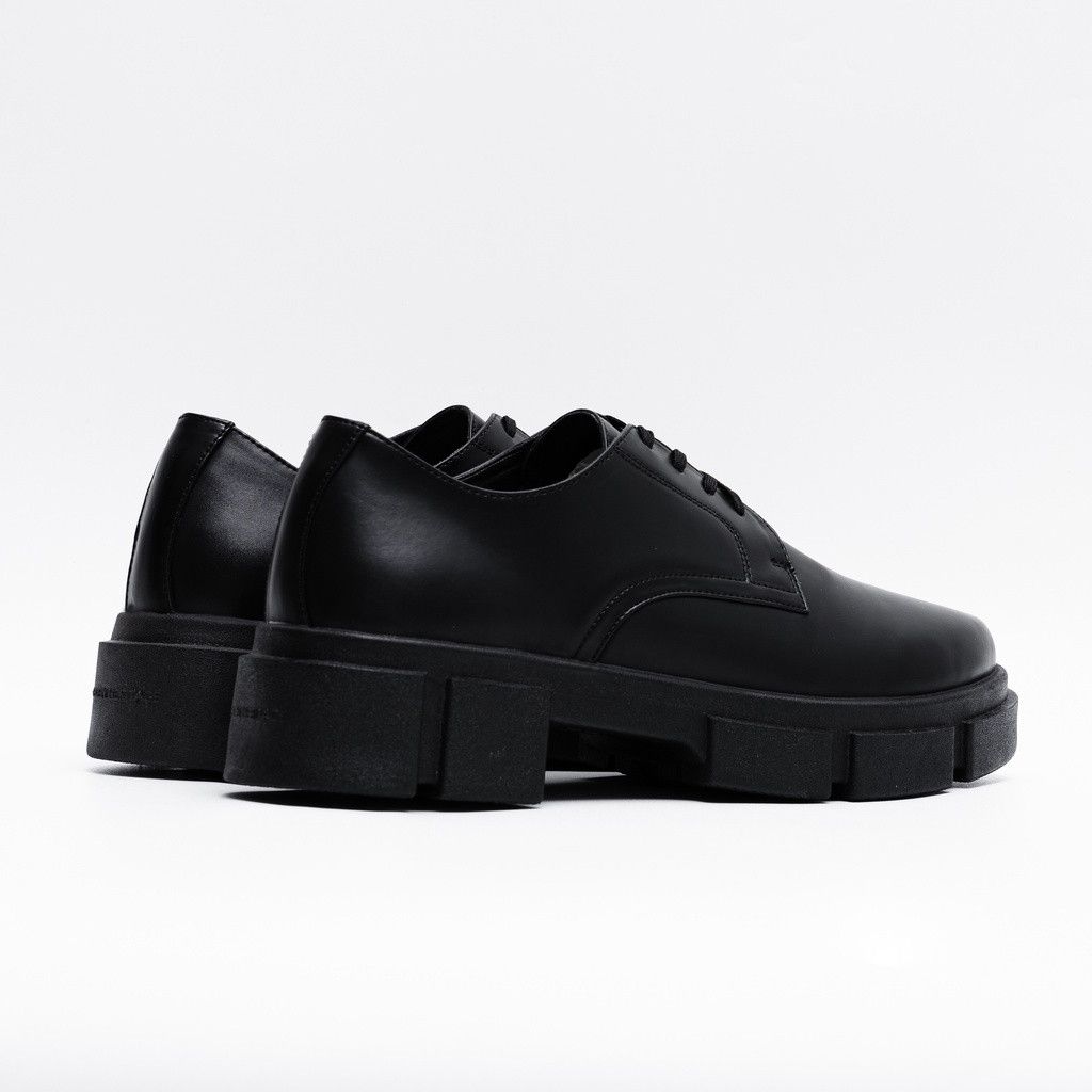 Designer × Leather Titan Derby Triple Black Leather Size US 10 / EU 43 - 2 Thumbnail