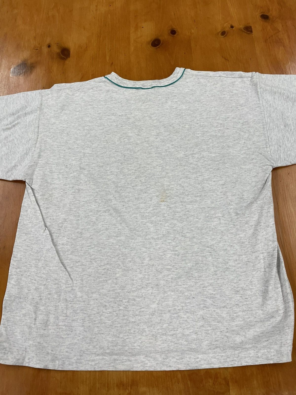 Vintage Vintage Bermuda T-Shirt Size US XL / EU 56 / 4 - 1 Thumbnail
