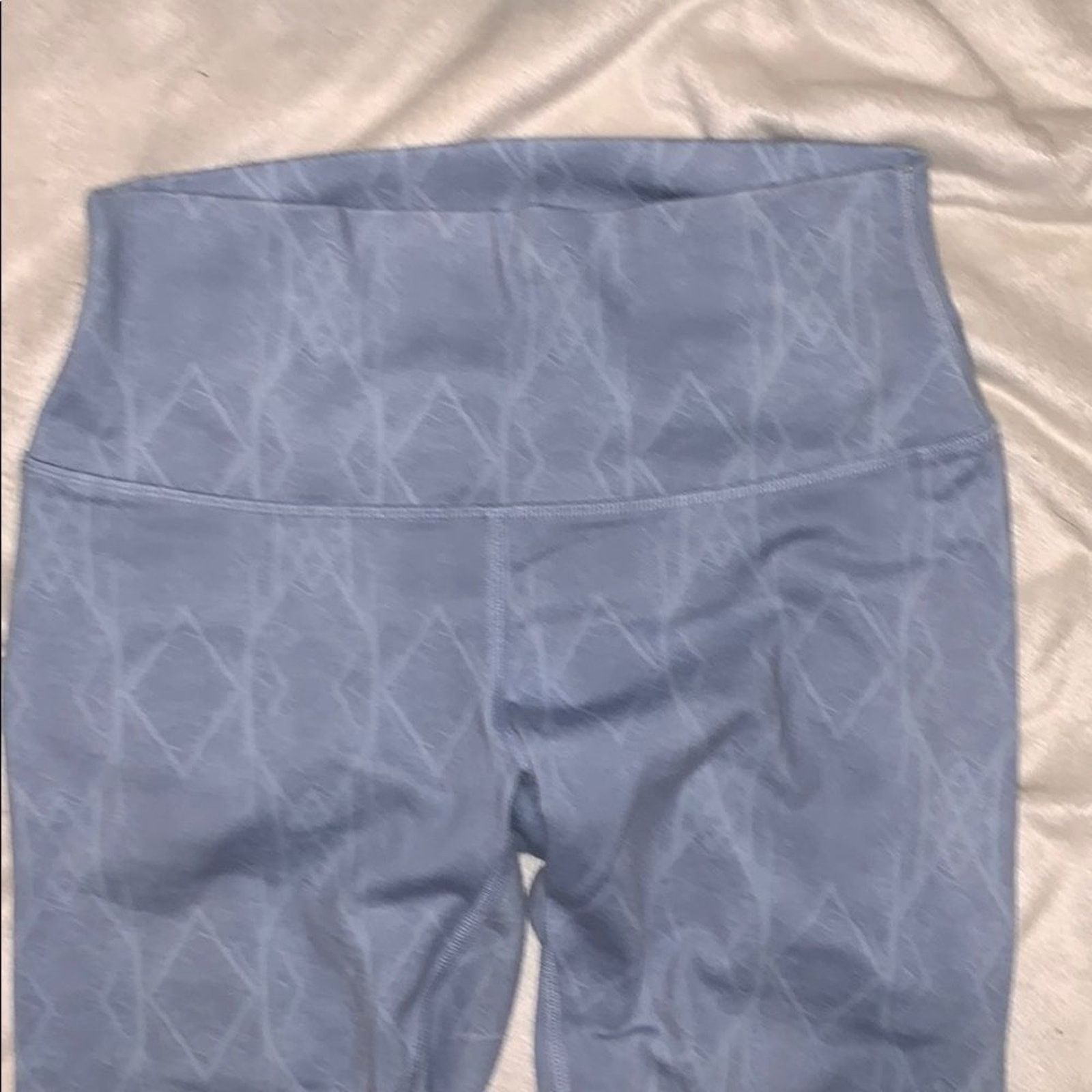 Alo Yoga Alo Blue and Yellow Print Cropped Leggings | Sz S Size 27" / US 4 / IT 40 - 4 Thumbnail