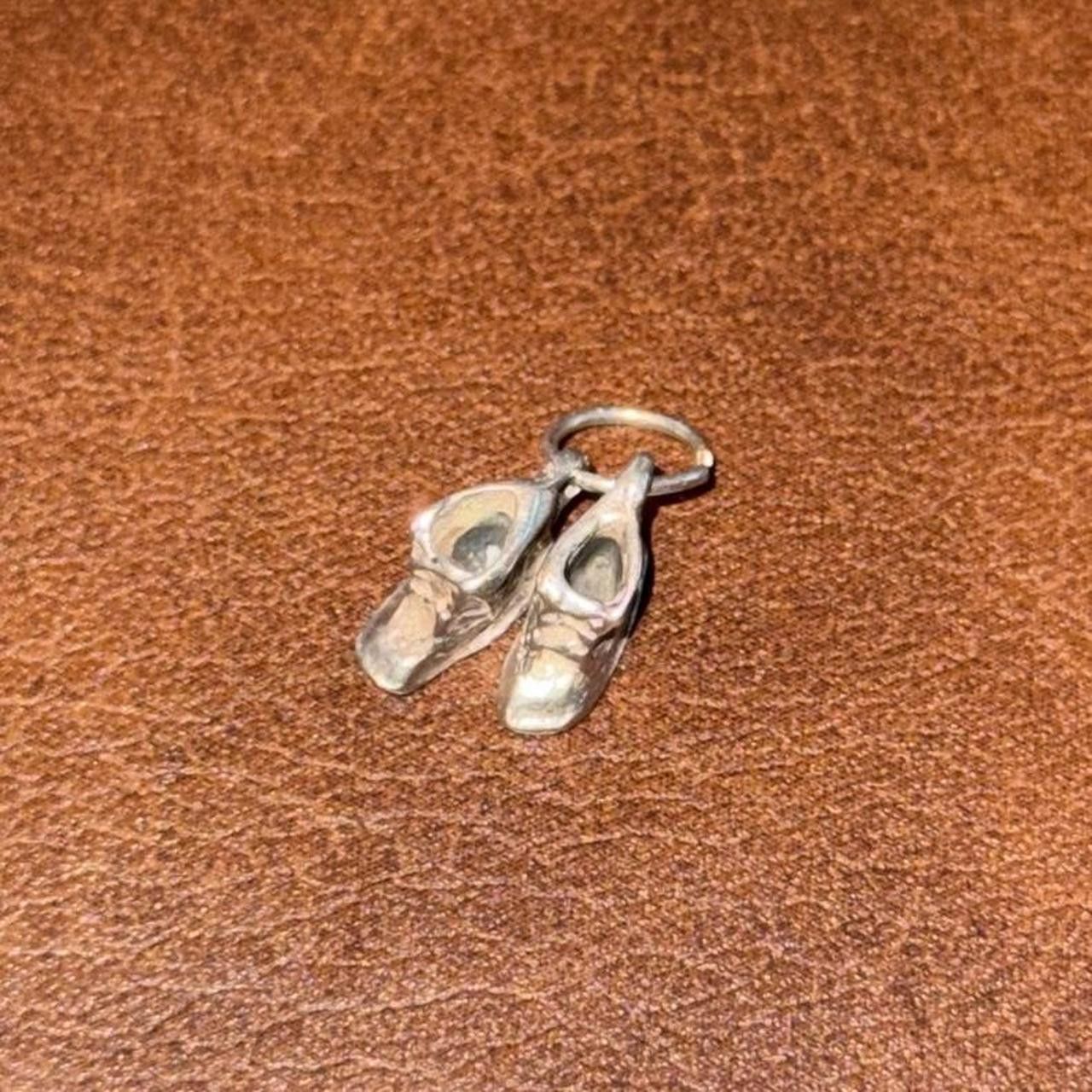 Designer Vintage Sterling Silver Baby Booties Pendant/Charm Size ONE SIZE - 2 Thumbnail