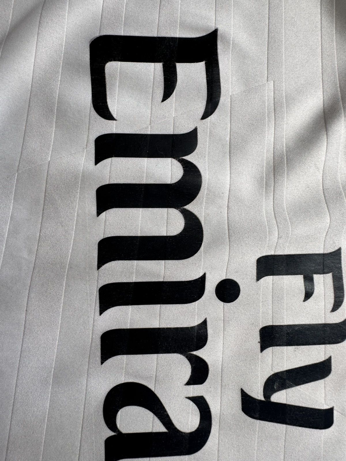 Adidas × Vintage Vintage Real Madrid soccer jersey size S adidas Size US S / EU 44-46 / 1 - 7 Thumbnail