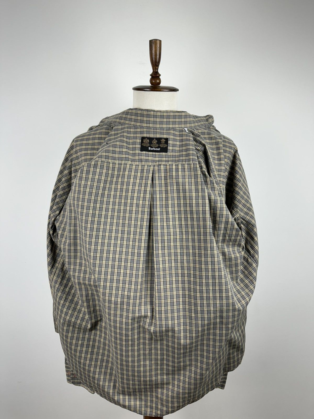 Barbour Men’s Vintage Barbour Long Sleeve Button Down Shirt size XL Size US XL / EU 56 / 4 - 6 Thumbnail