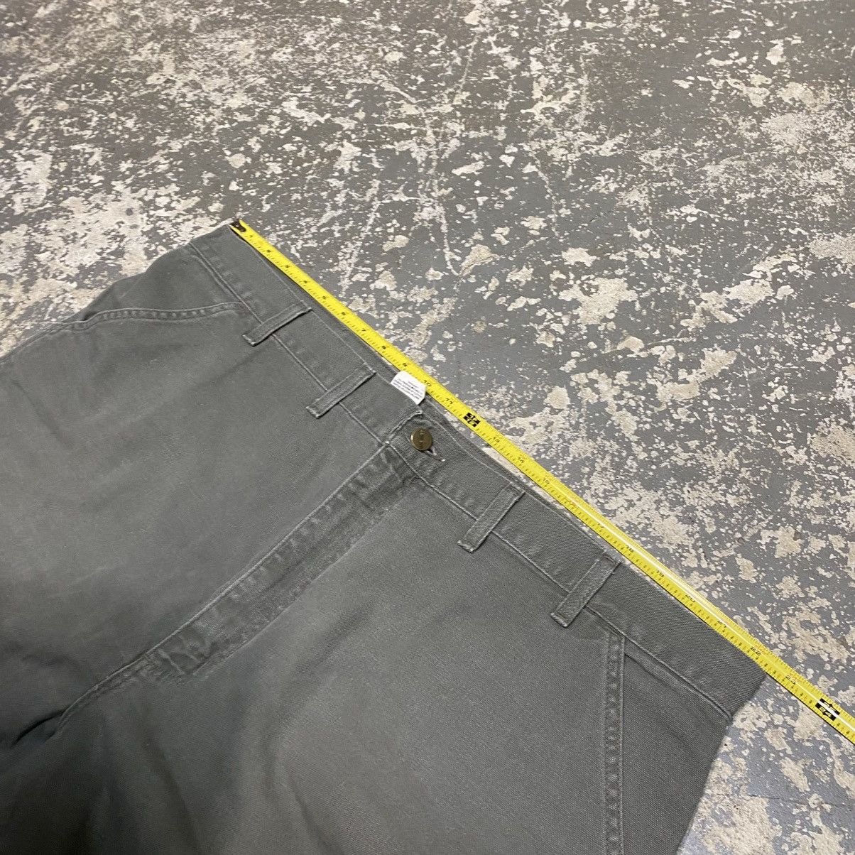 Carhartt × Vintage Vintage Carhartt B30SAG Carpenter Jort Shorts B30 Sage Green Size US 44 / EU 60 - 12 Thumbnail