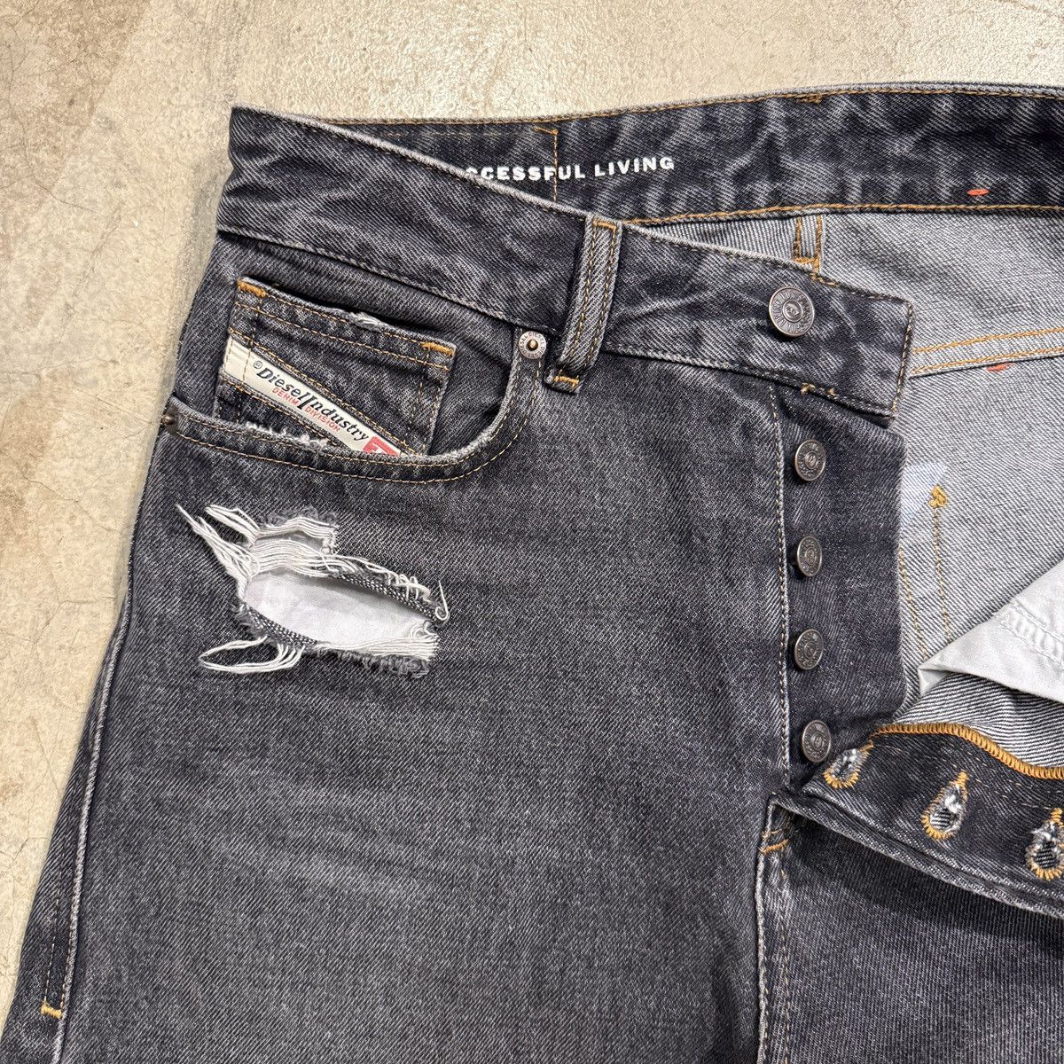 Diesel Diesel D Rise Relaxed Jeans Size US 30 / EU 46 - 3 Thumbnail