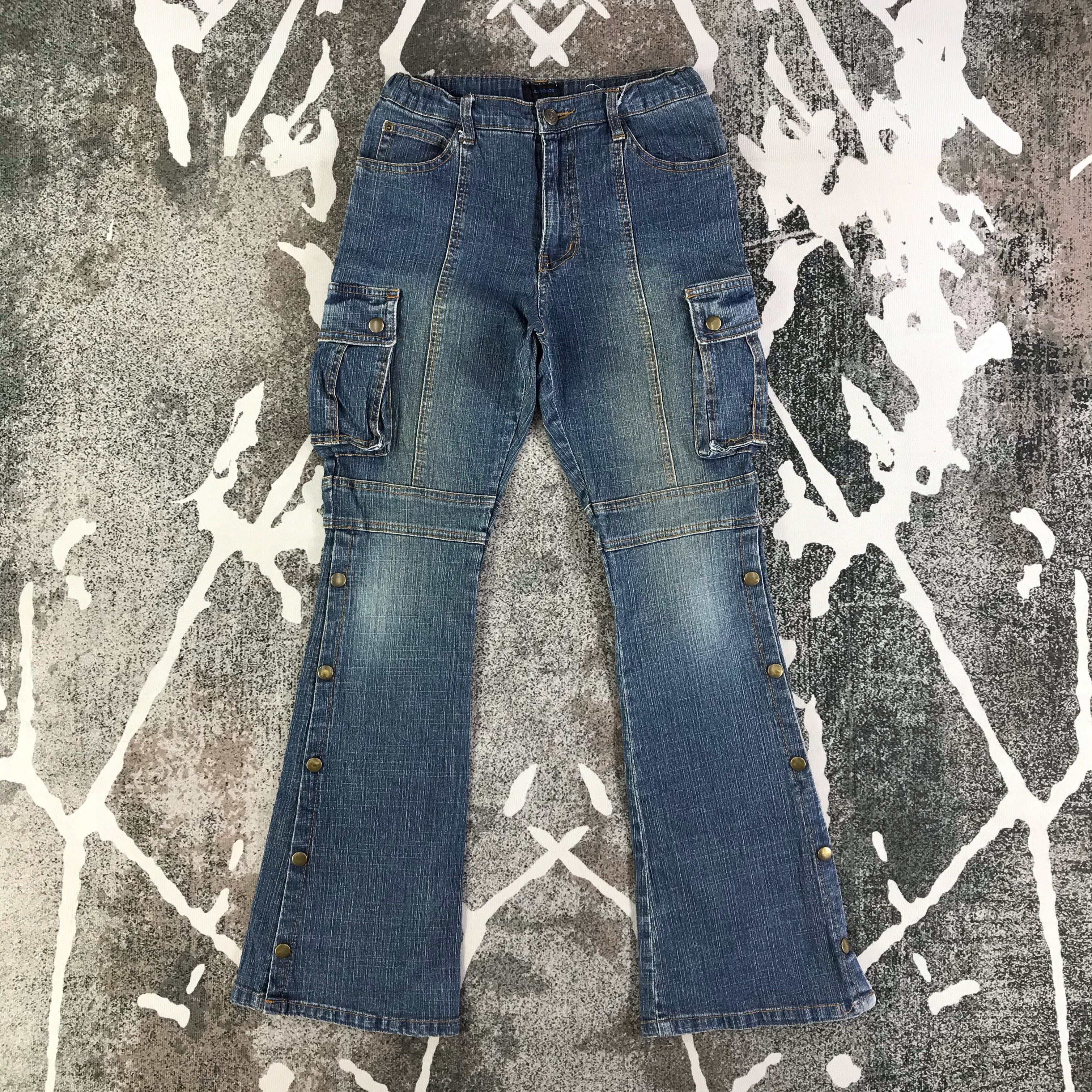 Japanese Brand Vintage Japanese Brand Cargo Denim Flared Jeans KJ2023 Size 25" / US 0 / IT 36 - 1 Thumbnail