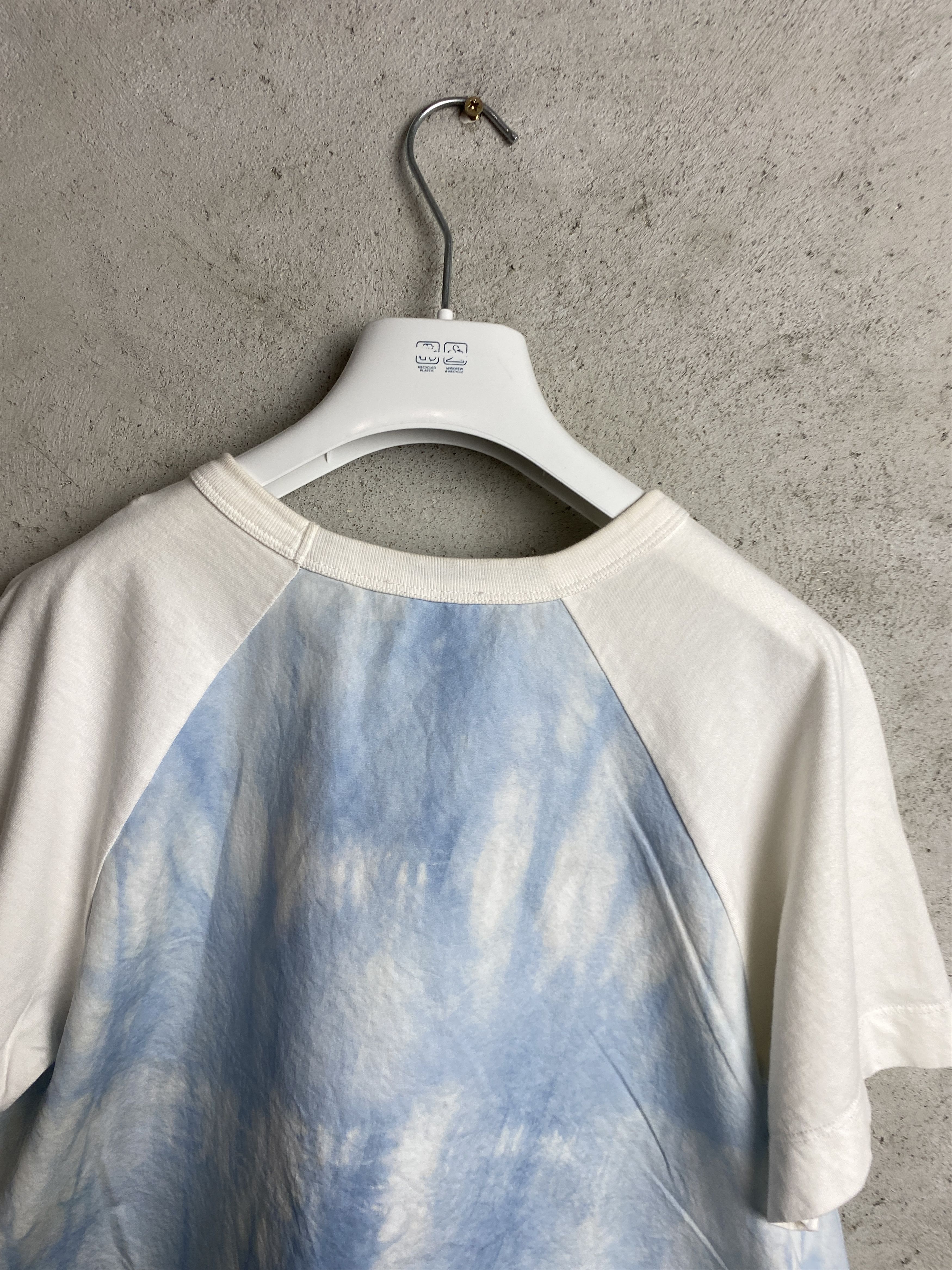 Moncler Moncler Cloud Print t-shirt tee blouse Size M / US 6-8 / IT 42-44 - 9 Thumbnail