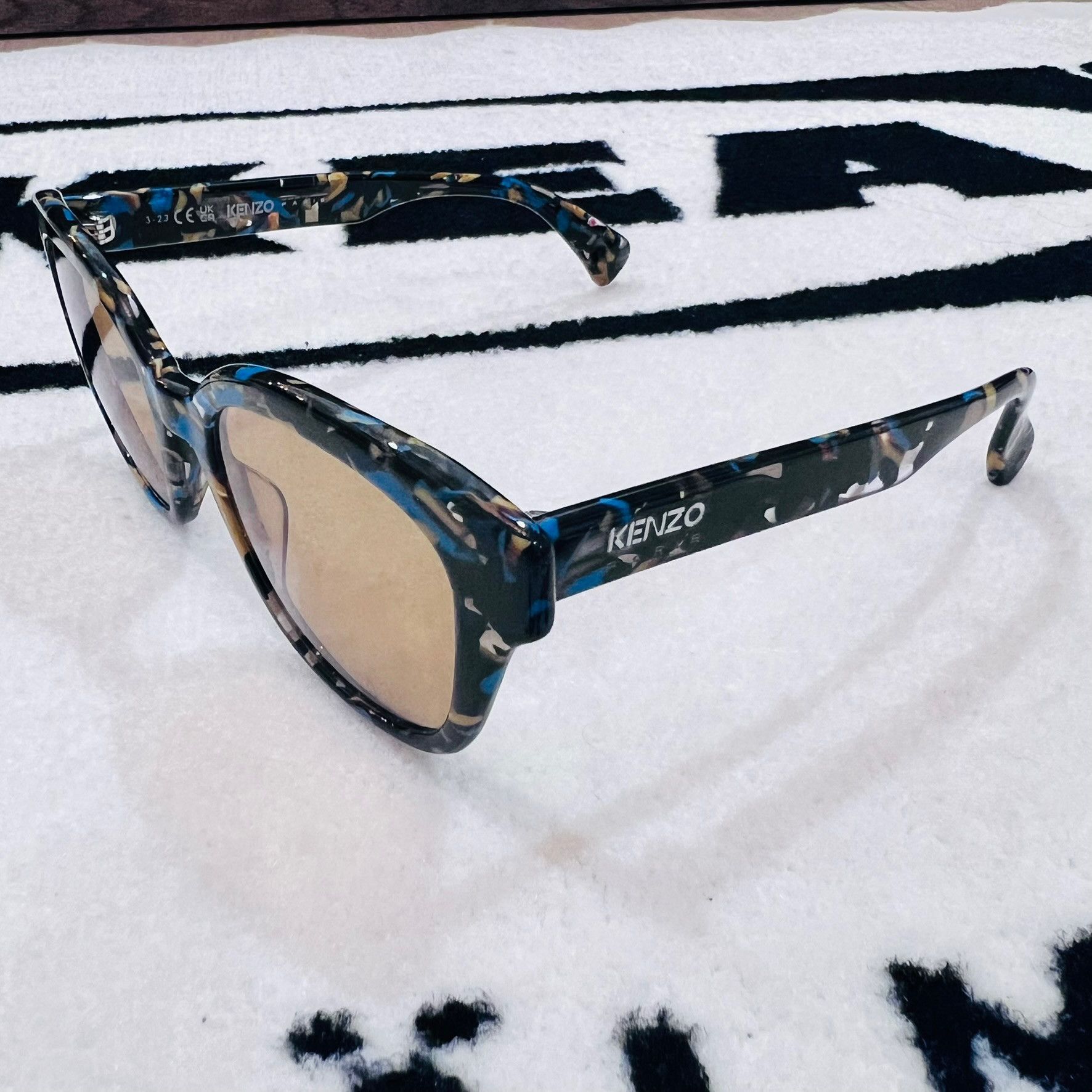 Kenzo Kenzo Tortoiseshell Cat Eye Camo Blue Multi Color Sunglasses Size ONE SIZE - 3 Thumbnail