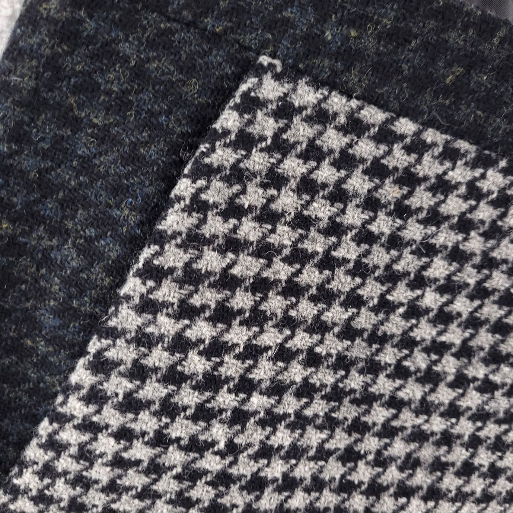 J.Crew J.CREW Wool Pencil Skirt Womens 2 Houndstooth Black Gray Mini Short Size 26" / US 2 / IT 38 - 3 Thumbnail