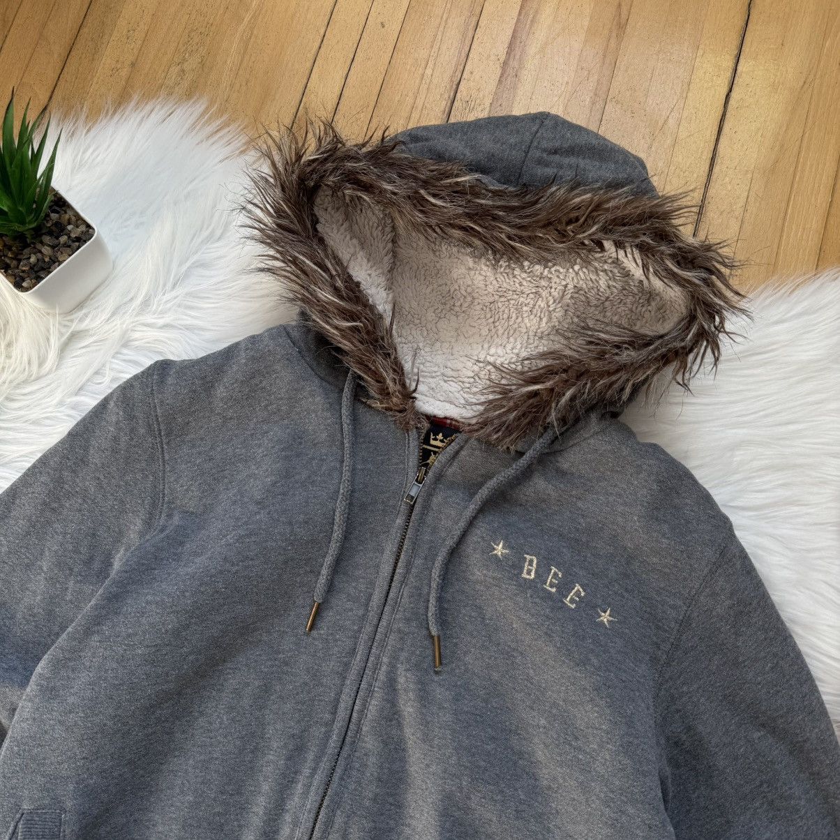 If Six Was Nine 📌 Crazy BizzBee Vintage Y2K Faux Fur Zip-Hoodie Size L / US 10 / IT 46 - 2 Thumbnail