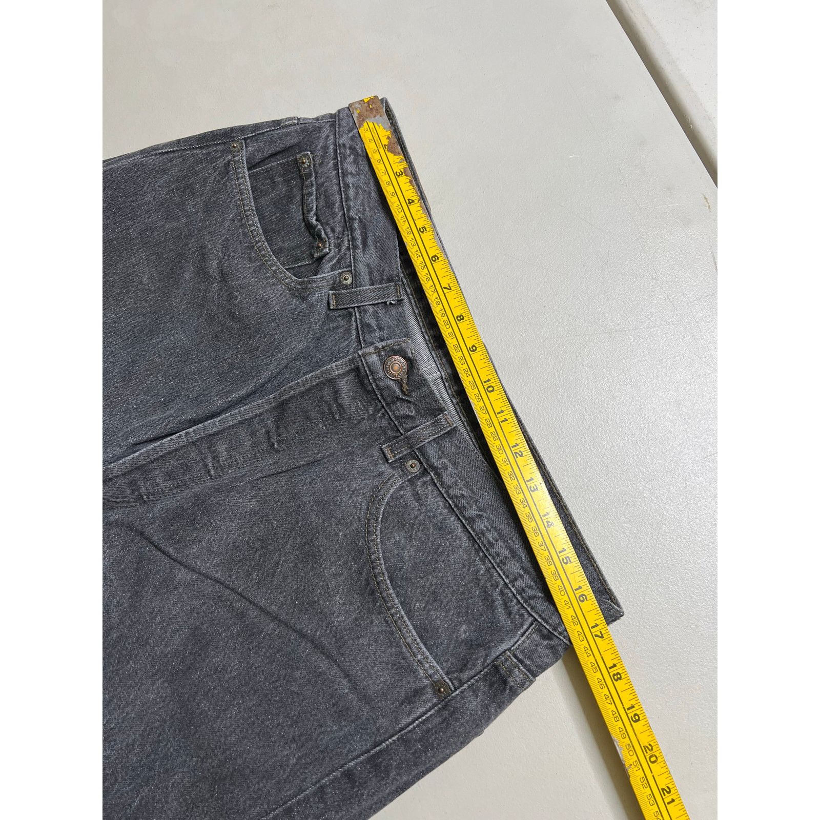 Levi's Vintage Levi's 501 Black / Gray Denim Jeans Men's 38x30 90s Size US 38 / EU 54 - 8 Thumbnail