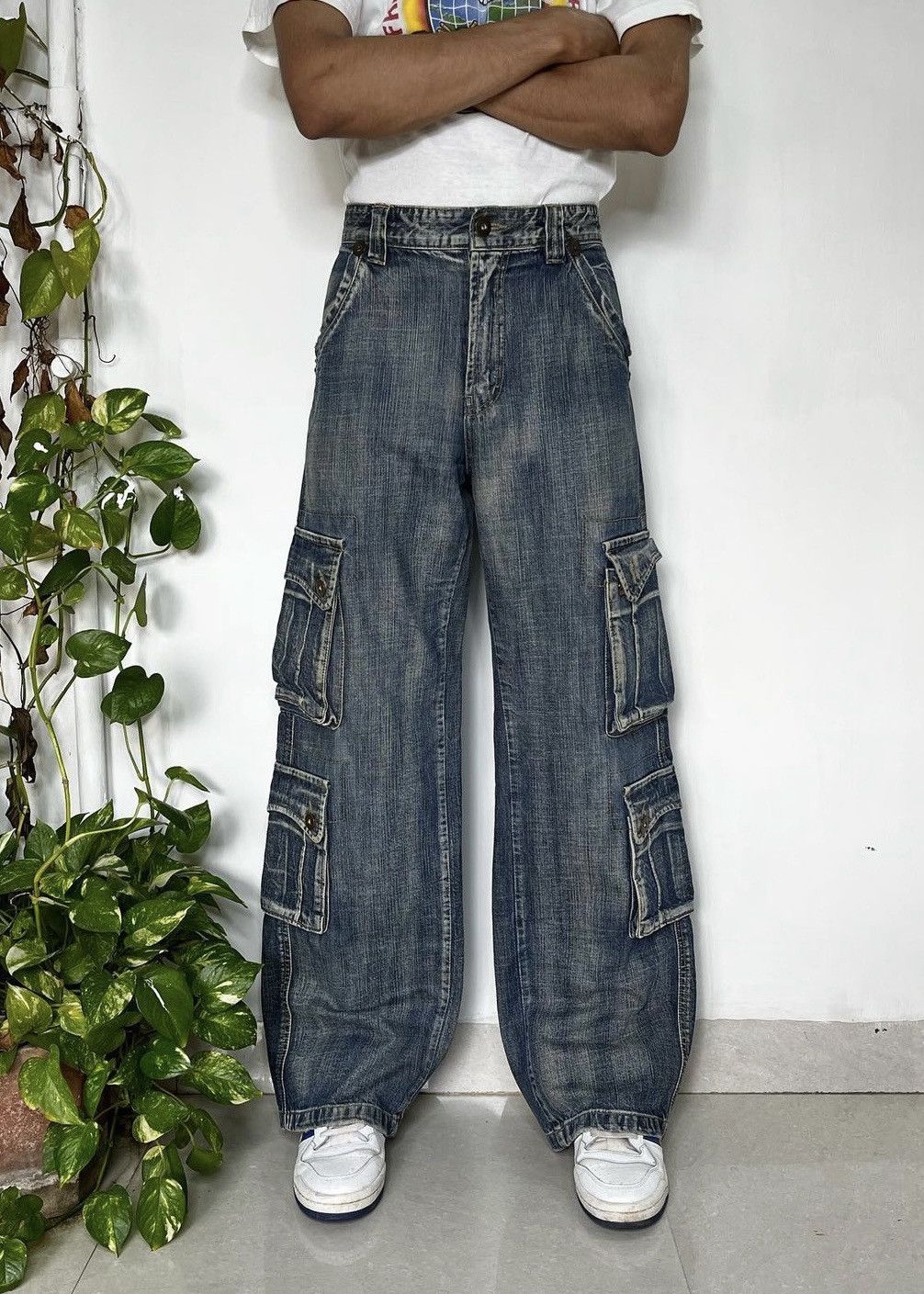 image of Vintage Y2K Japanese Denim Multipocket Jeans in Blue, Men's (Size 33)