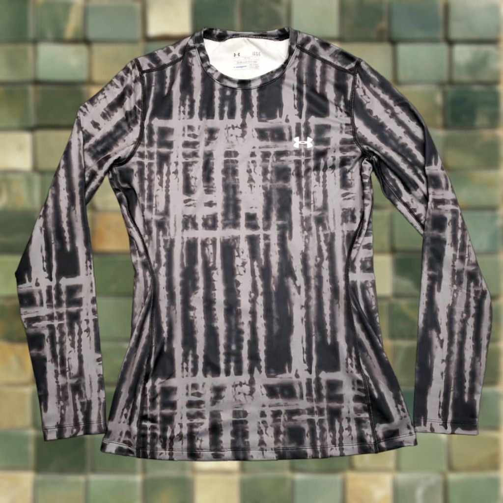 Under Armour VINTAGE Under Armour Pullover Womens L Fitted Gray Tie Dye Coldgear Performance Stretch Size L / US 10 / IT 46 - 1 Thumbnail