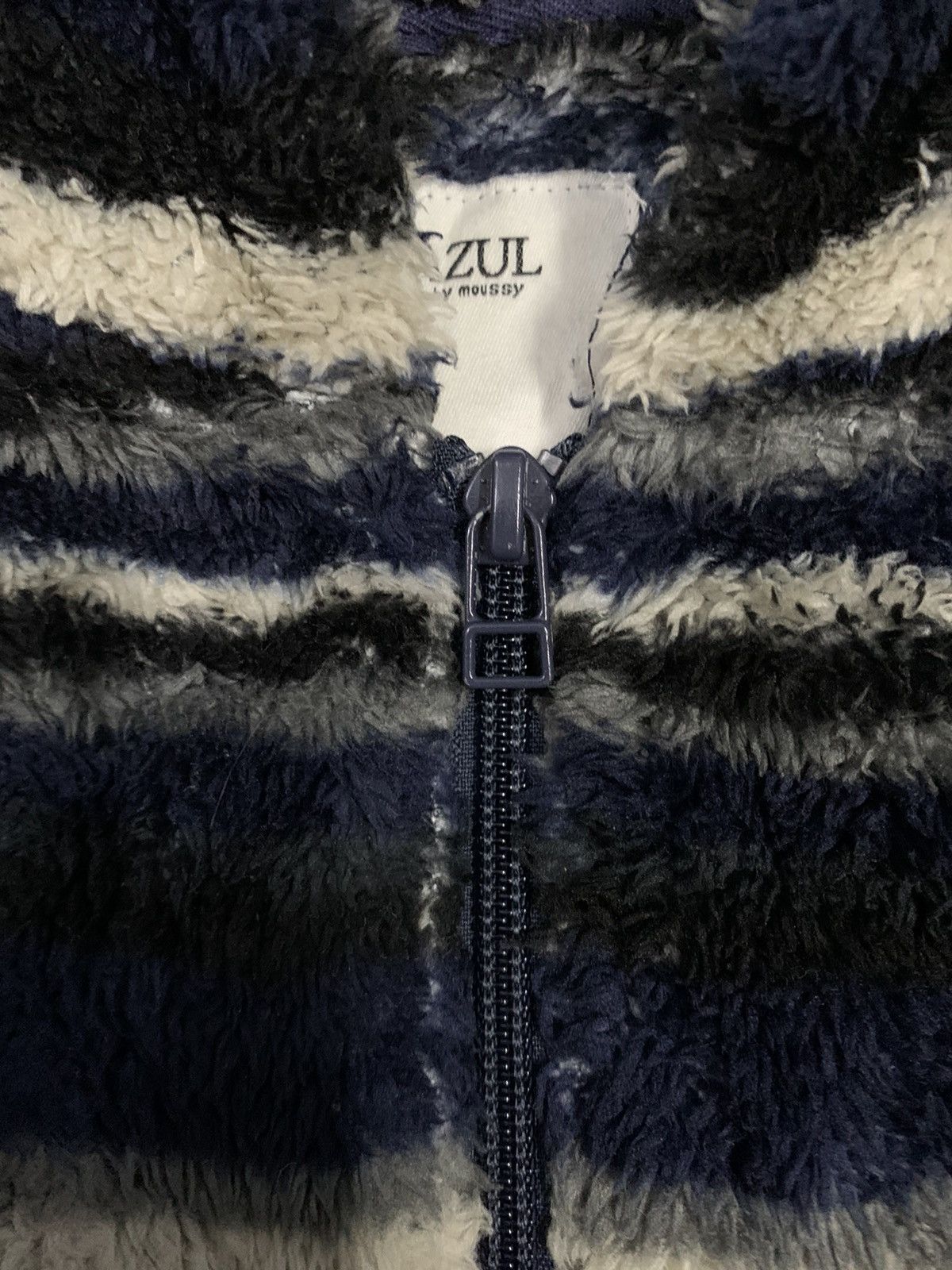 MOUSSY Vintage Japanese Brand Moussy Striped Fleece Hooded Jacket Size US M / EU 48-50 / 2 - 7 Thumbnail