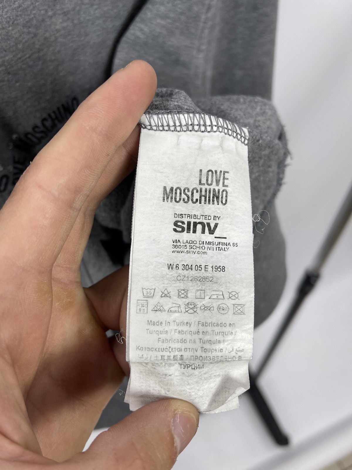 Love Moschino Love Moschino Sweatshirt Size 10 USA Big Logo Grey Women’s Size L / US 10 / IT 46 - 8 Thumbnail