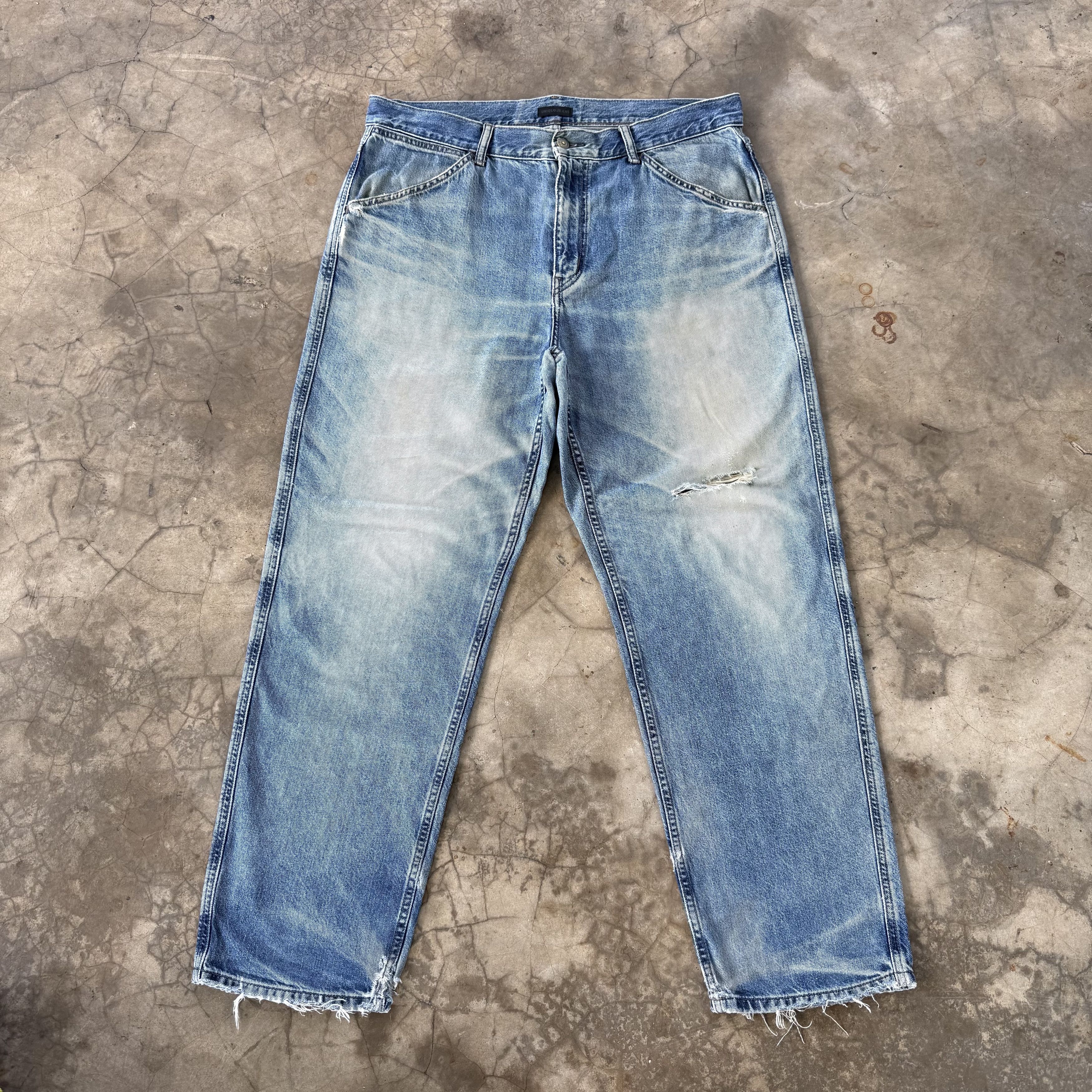 Japanese Brand Vintage Japanese Faded Mud Washer Denim Jean W38 Size US 38 / EU 54 - 2 Thumbnail