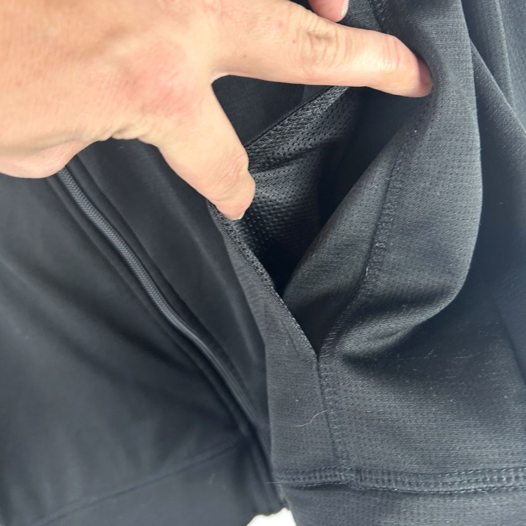 Eddie Bauer Eddie Bauer FREEDRY Men's XL Jacket Full Zip Performance Outerwear Logo Softshell Windbreaker Outerwear Logo Zip Black Mens regular Size US XL / EU 56 / 4 - 5 Thumbnail