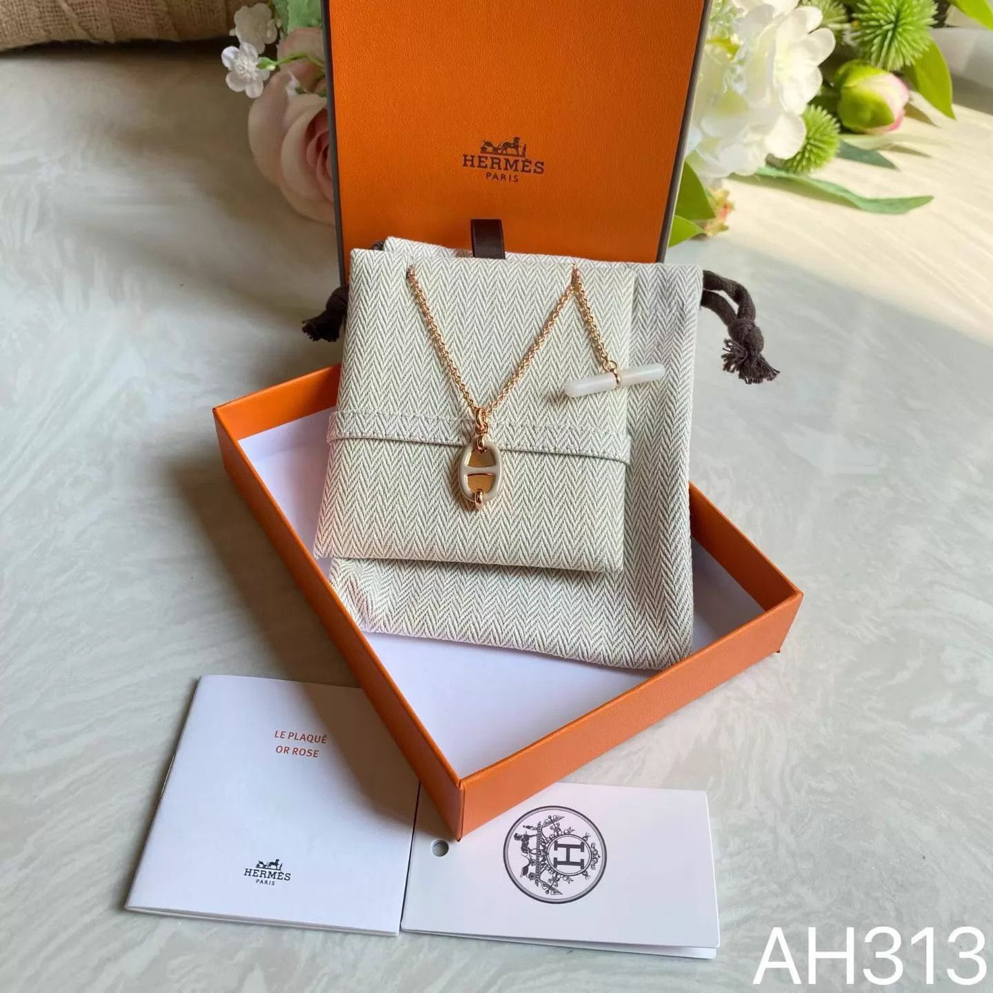 Hermes Hermes Pig Nose Necklace, Cream White & Rose Gold, New, Film Size ONE SIZE - 1 Thumbnail