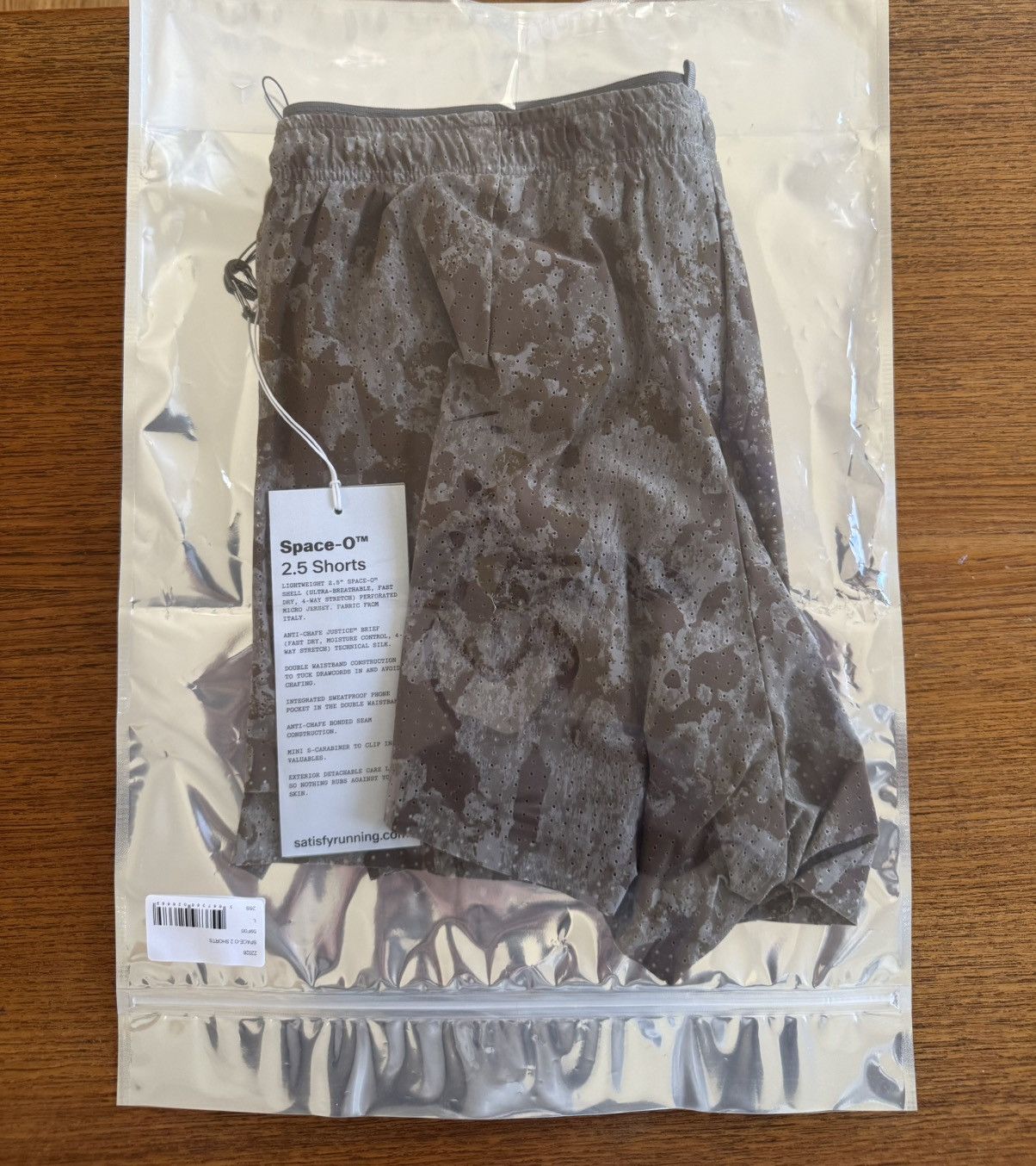 Other Satisfy Space-O 2.5” shorts Size 32" / US 10 / IT 46 - 7 Thumbnail
