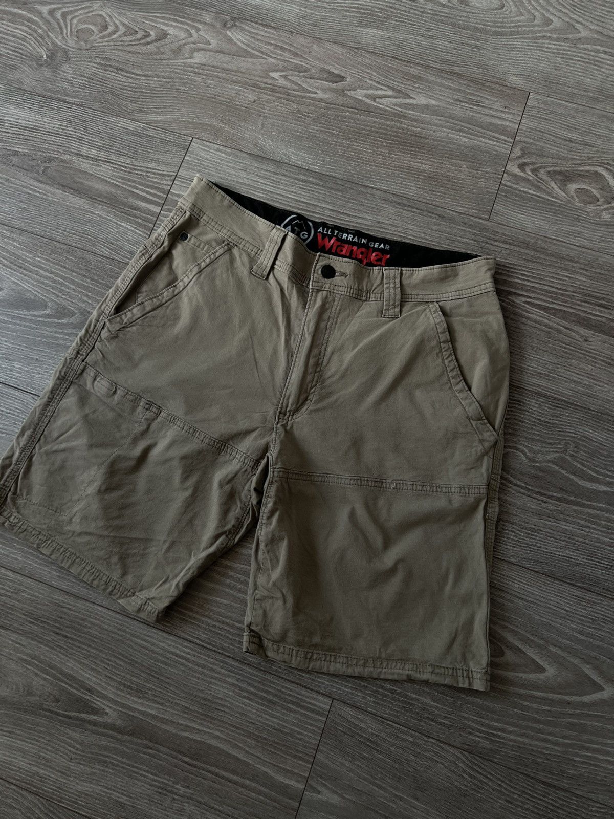 Wrangler Vintage Wrangler ATG All Terrain Gear Tactical ACG Shorts Size US 32 / EU 48 - 4 Thumbnail