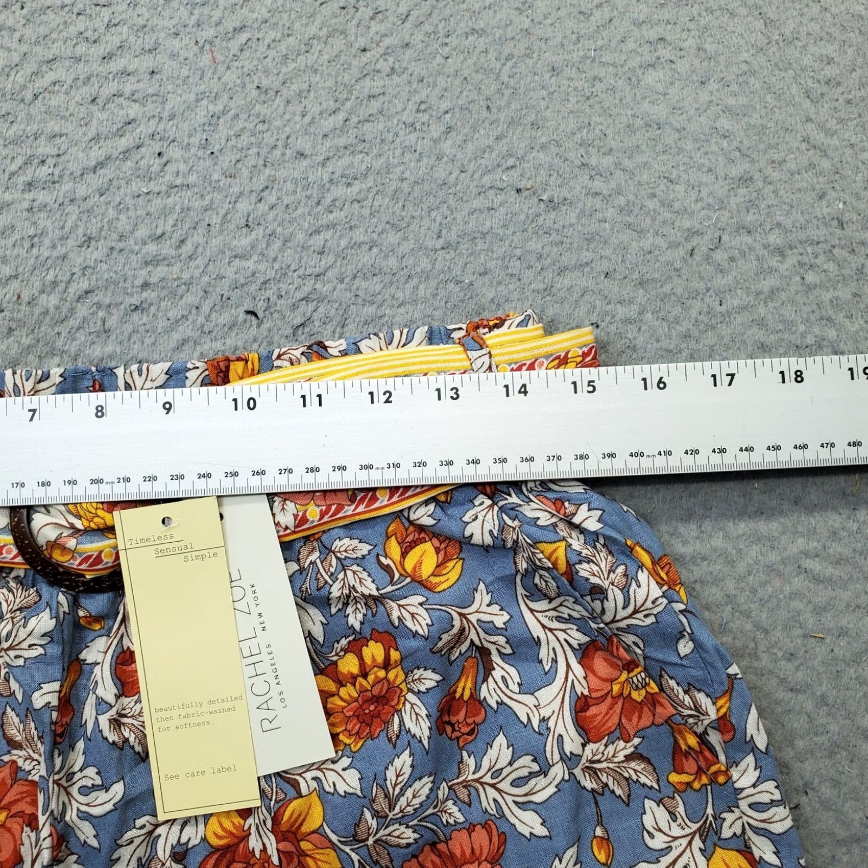 Rachel Zoe Rachel Zoe Paperbag Shorts Womens Small Multi Floral Linen Belted Waist Size 28" / US 6 / IT 42 - 5 Thumbnail