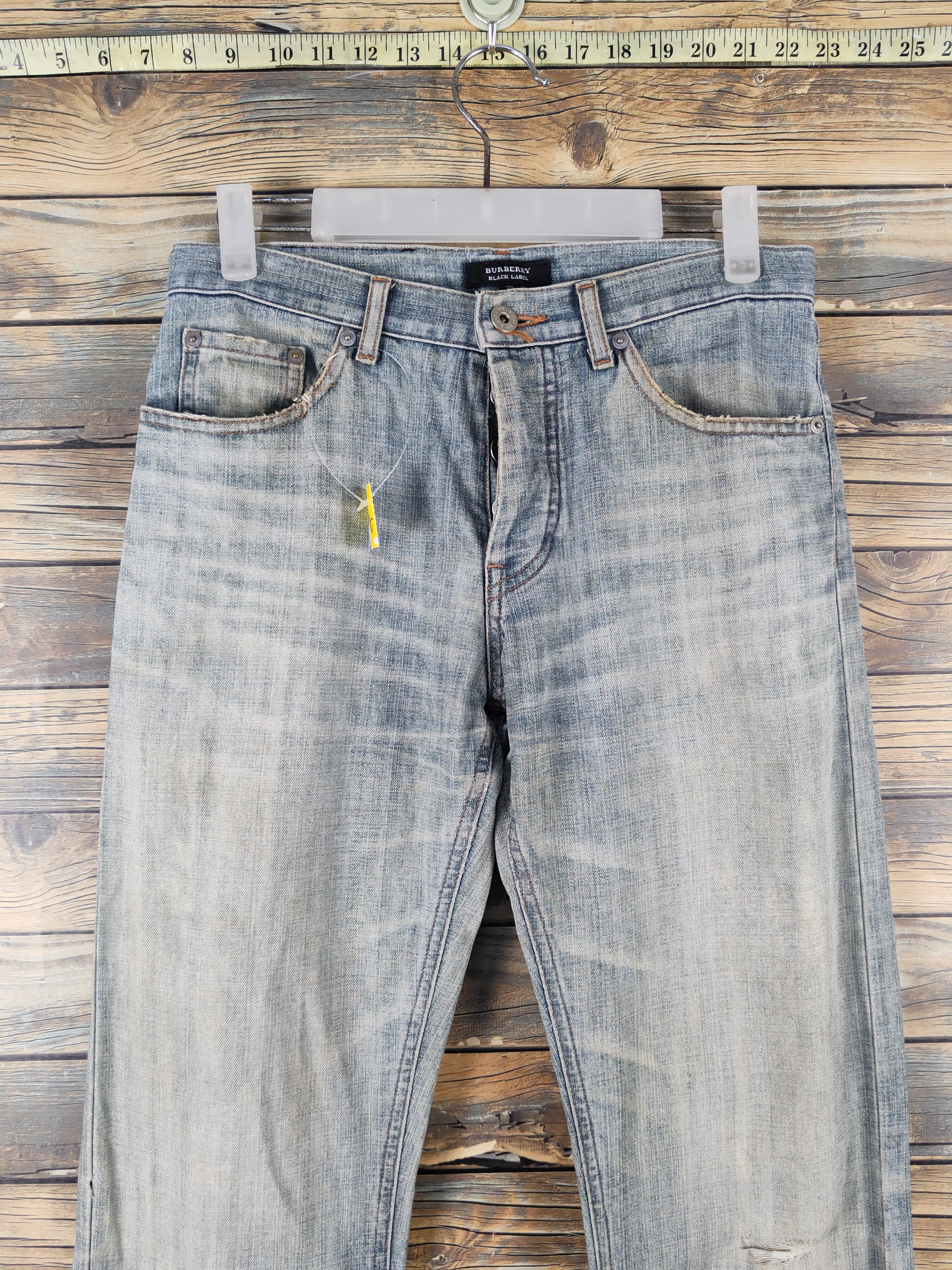 Burberry Burberry Blue Faded Distressed Ripped denim Jeans #W2062 Size US 29 - 2 Thumbnail